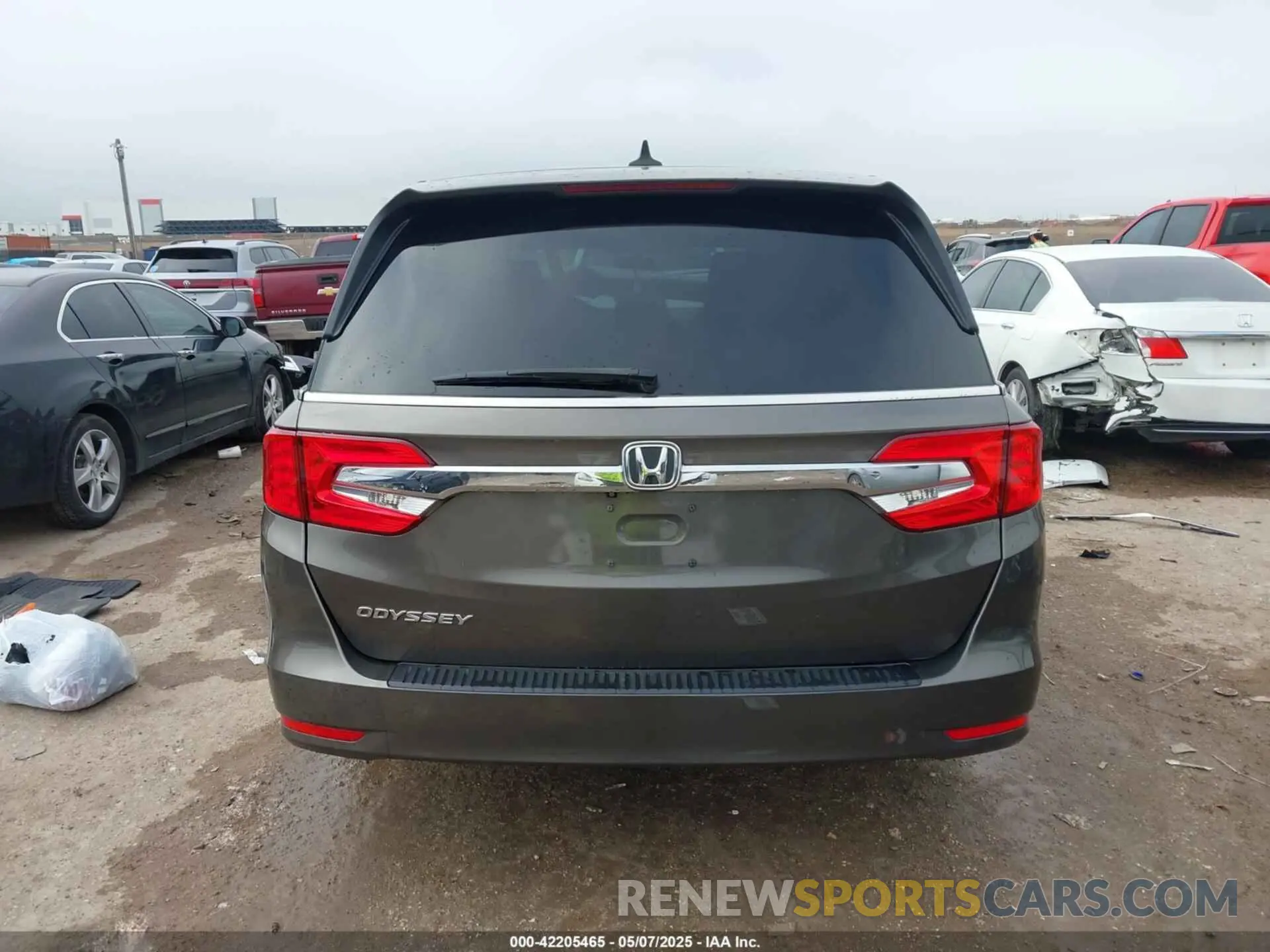 17 fotografías del automóvil dañado 5FNRL6H50LB055717 HONDA ODYSSEY 2020