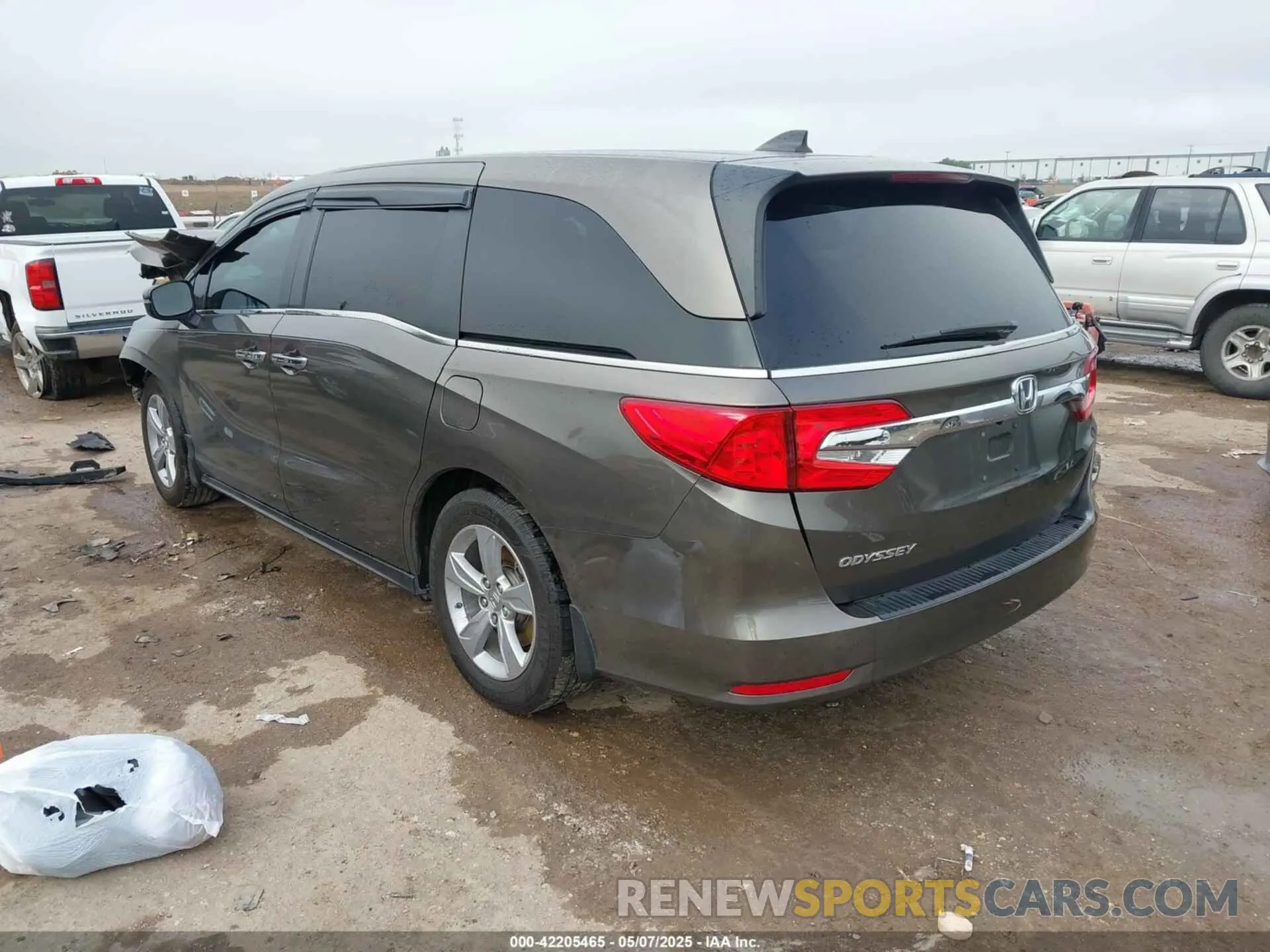 3 fotografías del automóvil dañado 5FNRL6H50LB055717 HONDA ODYSSEY 2020