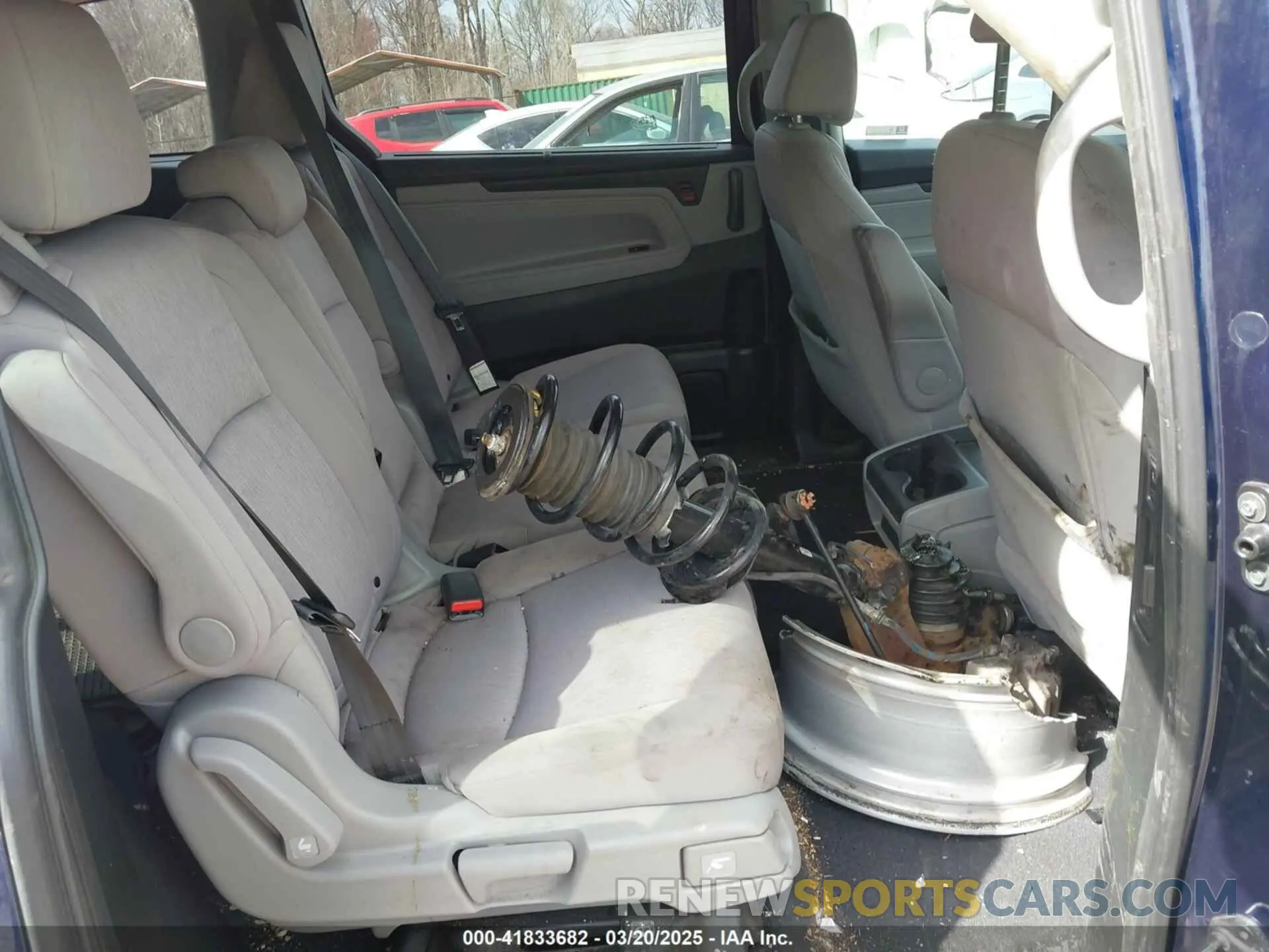 8 fotografías del automóvil dañado 5FNRL6H53LB027961 HONDA ODYSSEY 2020