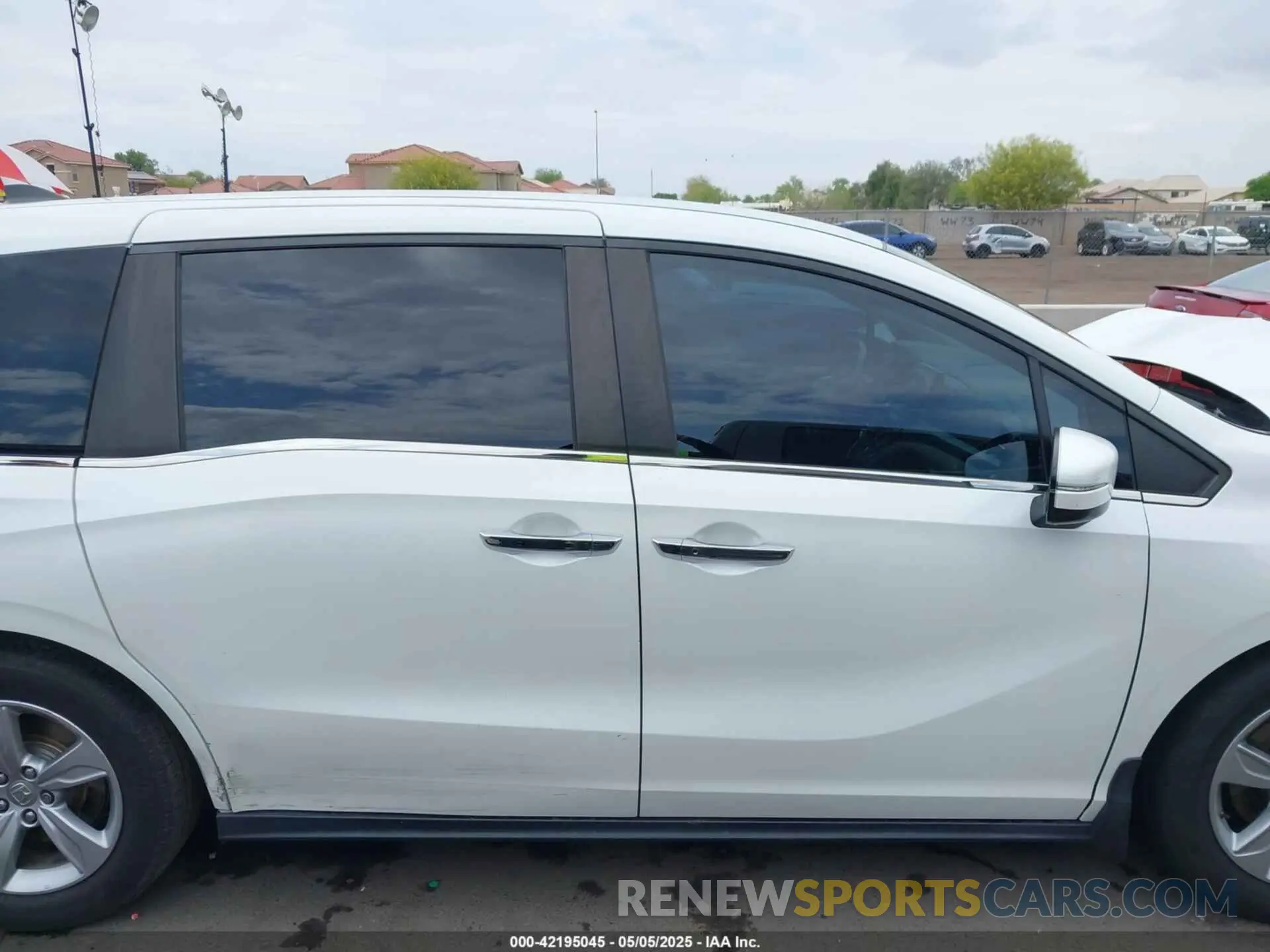 13 fotografías del automóvil dañado 5FNRL6H53LB038099 HONDA ODYSSEY 2020