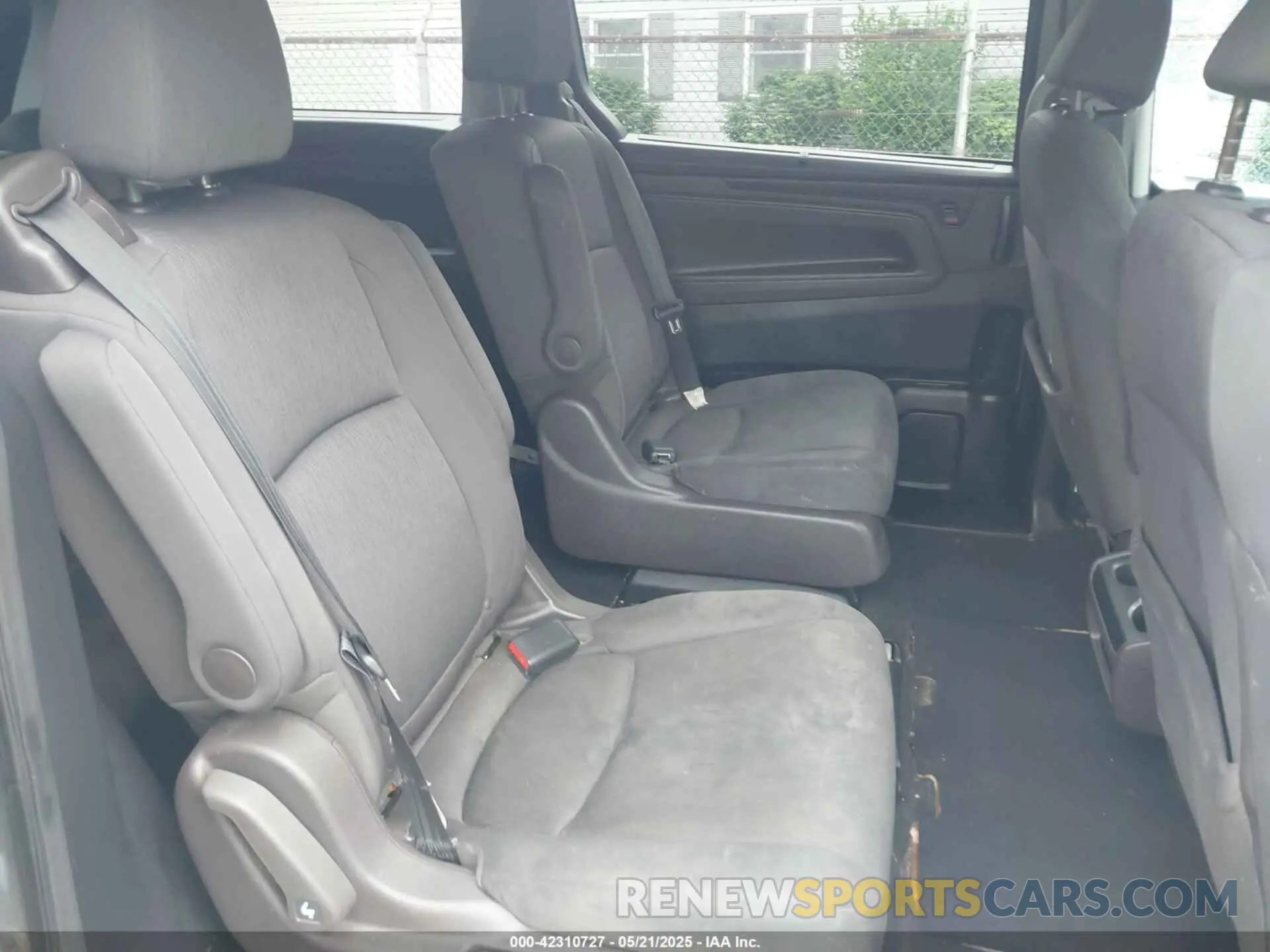 8 fotografías del automóvil dañado 5FNRL6H55LB056006 HONDA ODYSSEY 2020