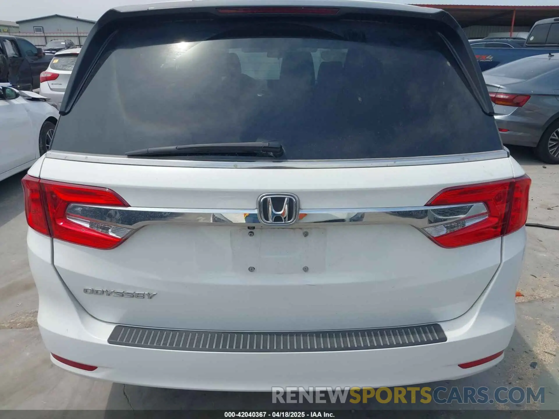 17 fotografías del automóvil dañado 5FNRL6H58LB062074 HONDA ODYSSEY 2020