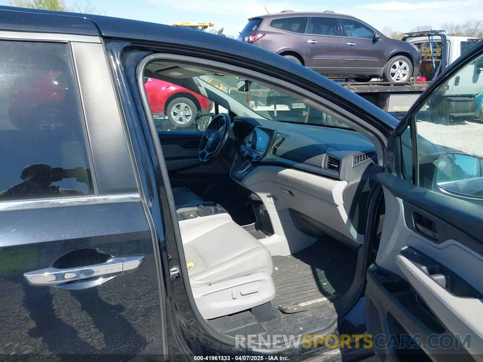 5 fotografías del automóvil dañado 5FNRL6H72LB005936 HONDA ODYSSEY 2020