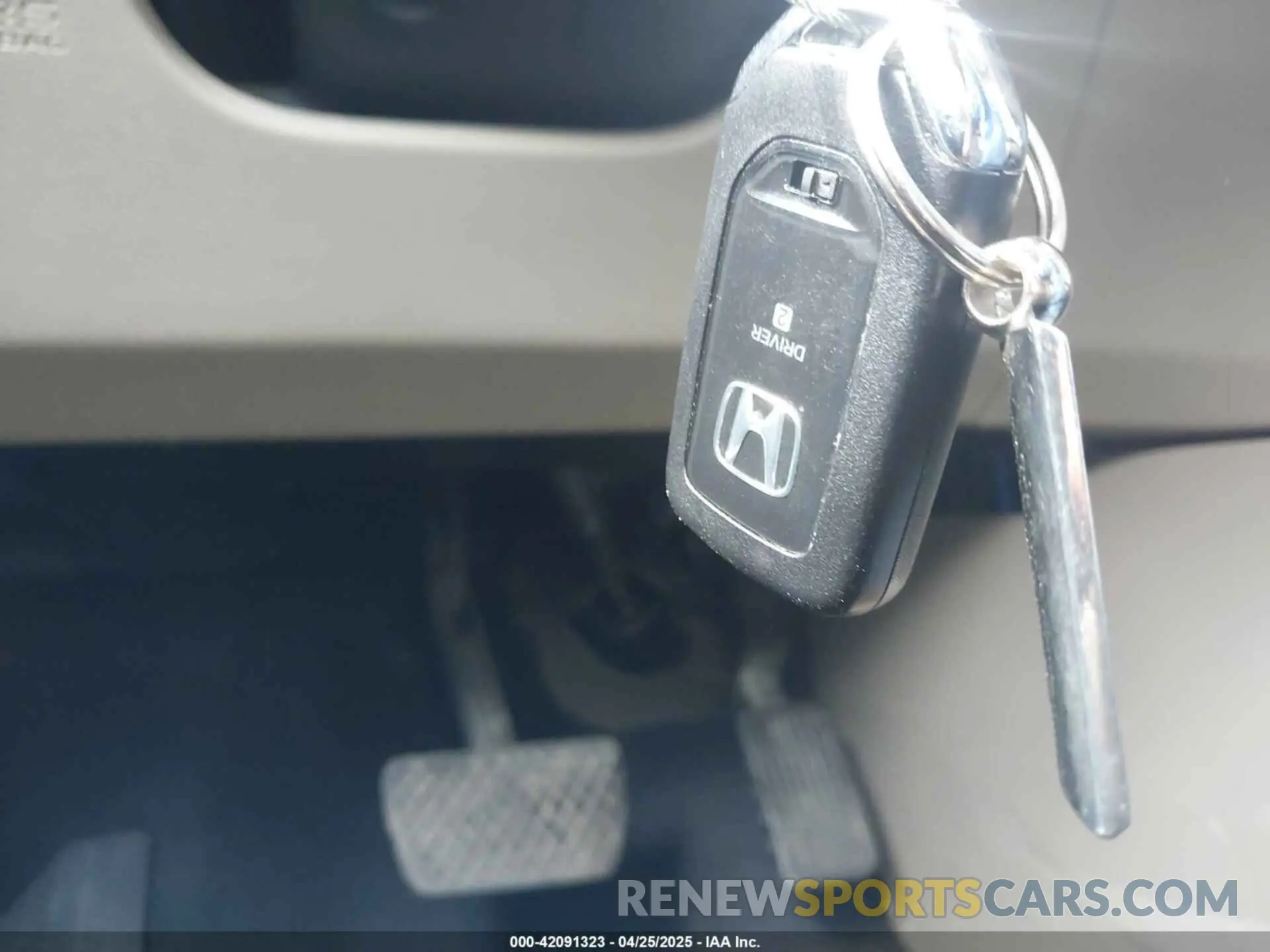 11 fotografías del automóvil dañado 5FNRL6H74LB041613 HONDA ODYSSEY 2020