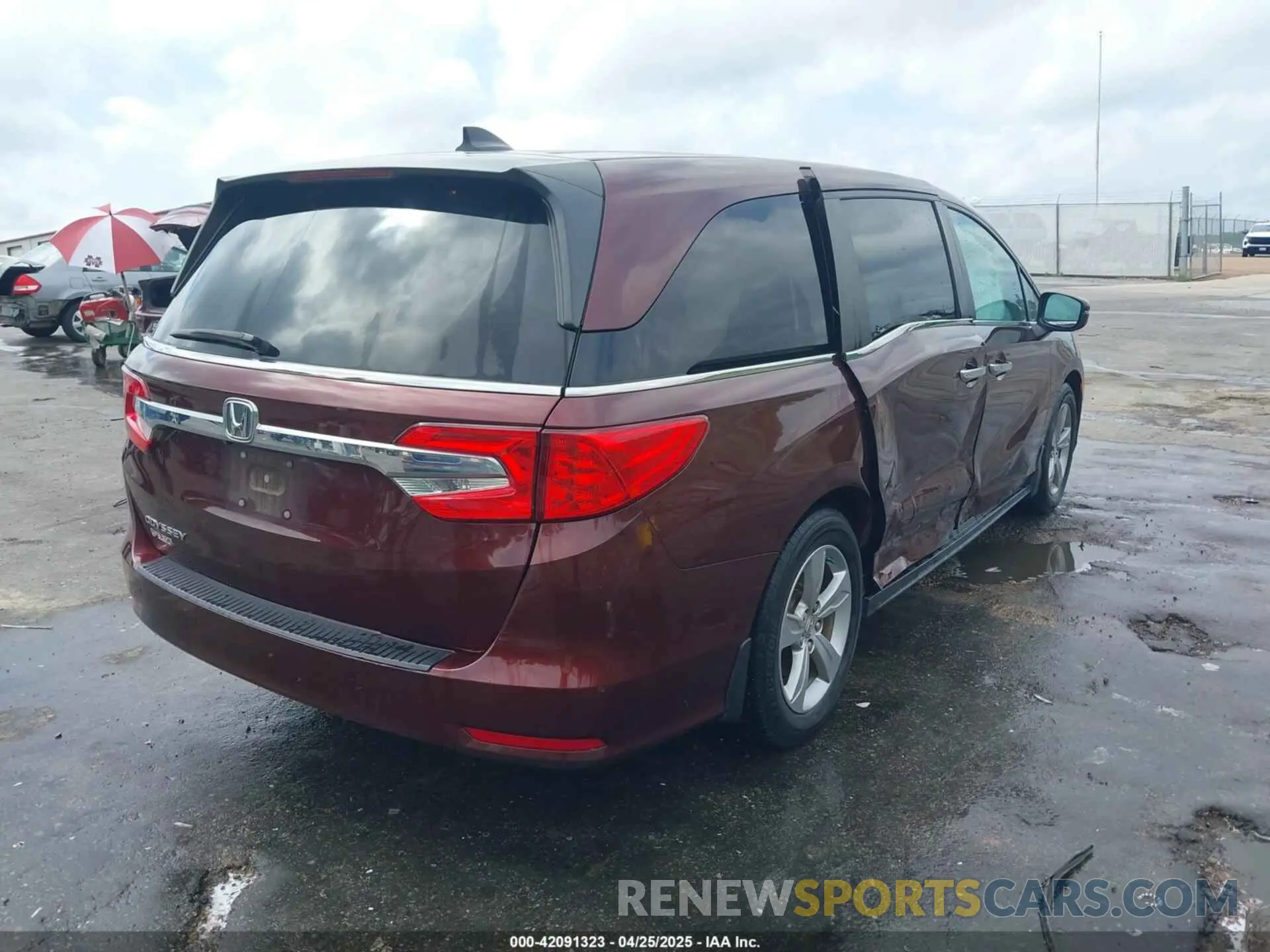 4 fotografías del automóvil dañado 5FNRL6H74LB041613 HONDA ODYSSEY 2020