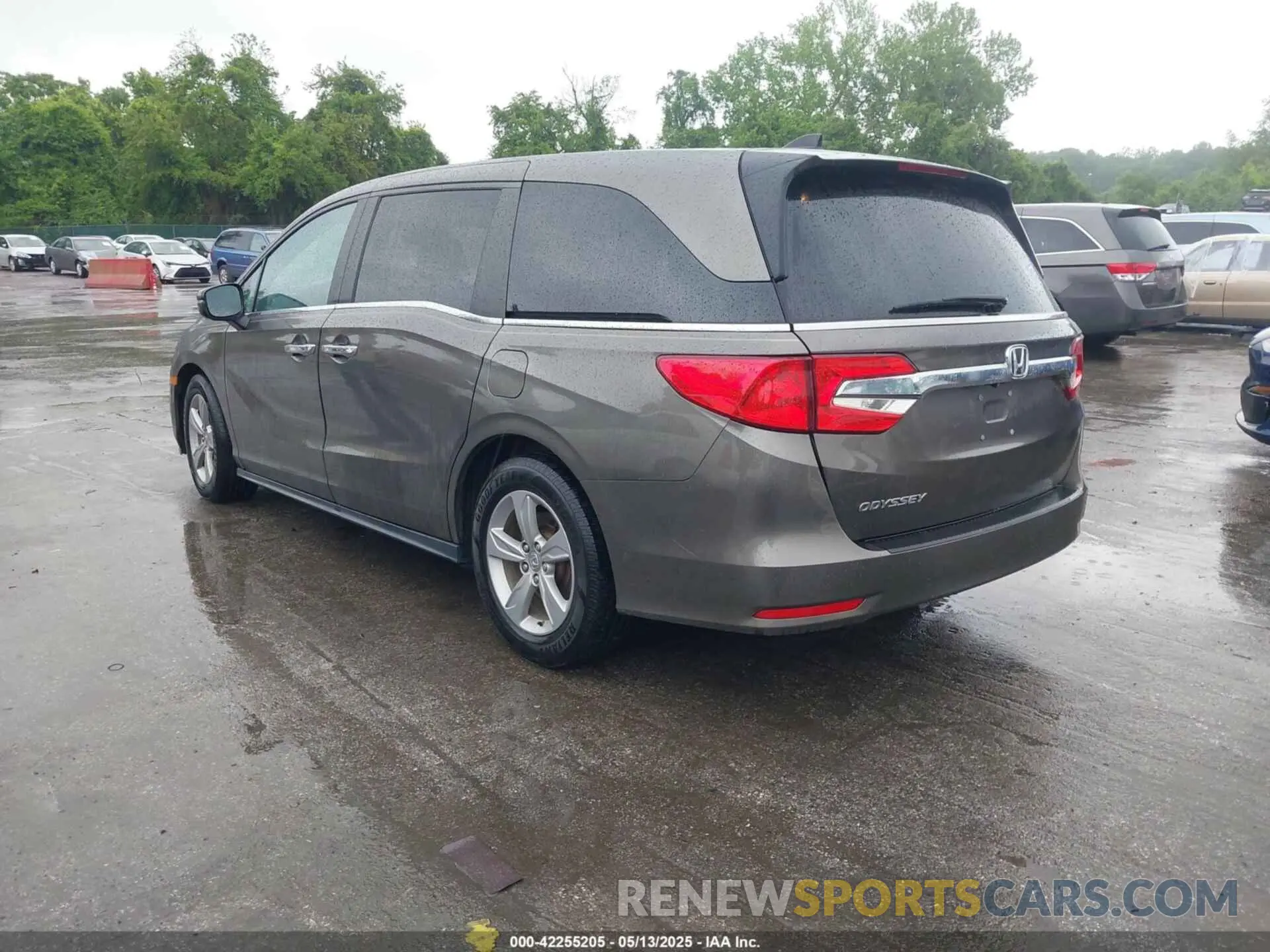3 fotografías del automóvil dañado 5FNRL6H75LB000360 HONDA ODYSSEY 2020