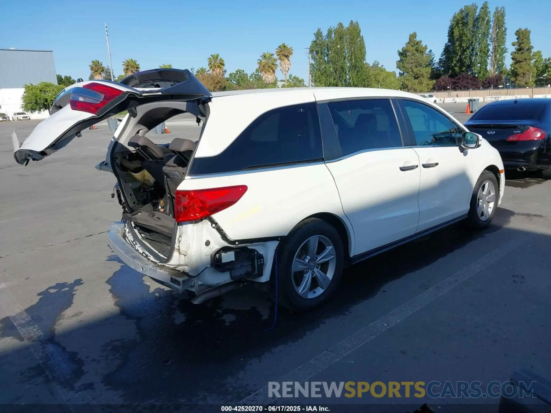 4 fotografías del automóvil dañado 5FNRL6H75LB051843 HONDA ODYSSEY 2020
