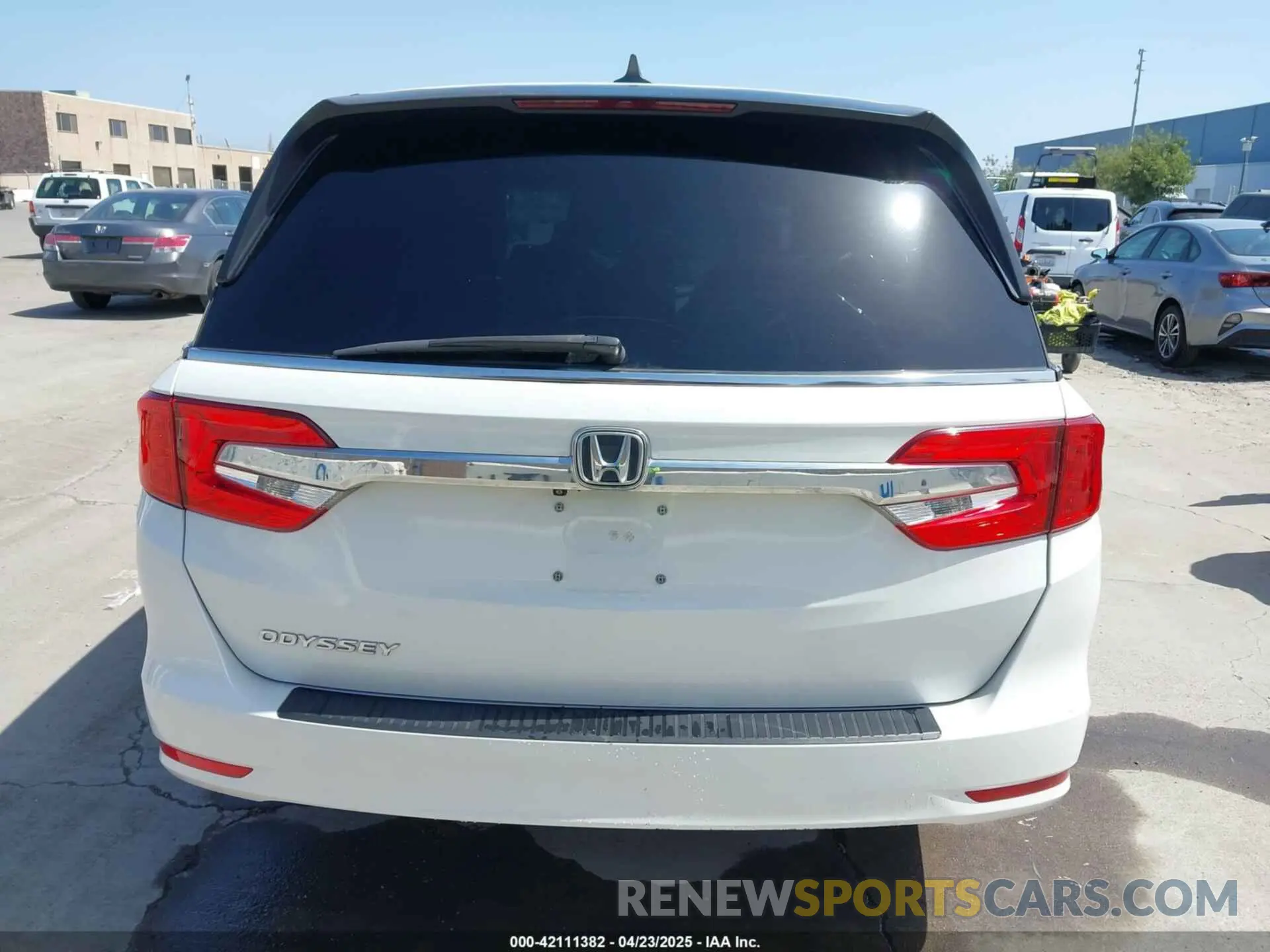 15 fotografías del automóvil dañado 5FNRL6H76LB028748 HONDA ODYSSEY 2020