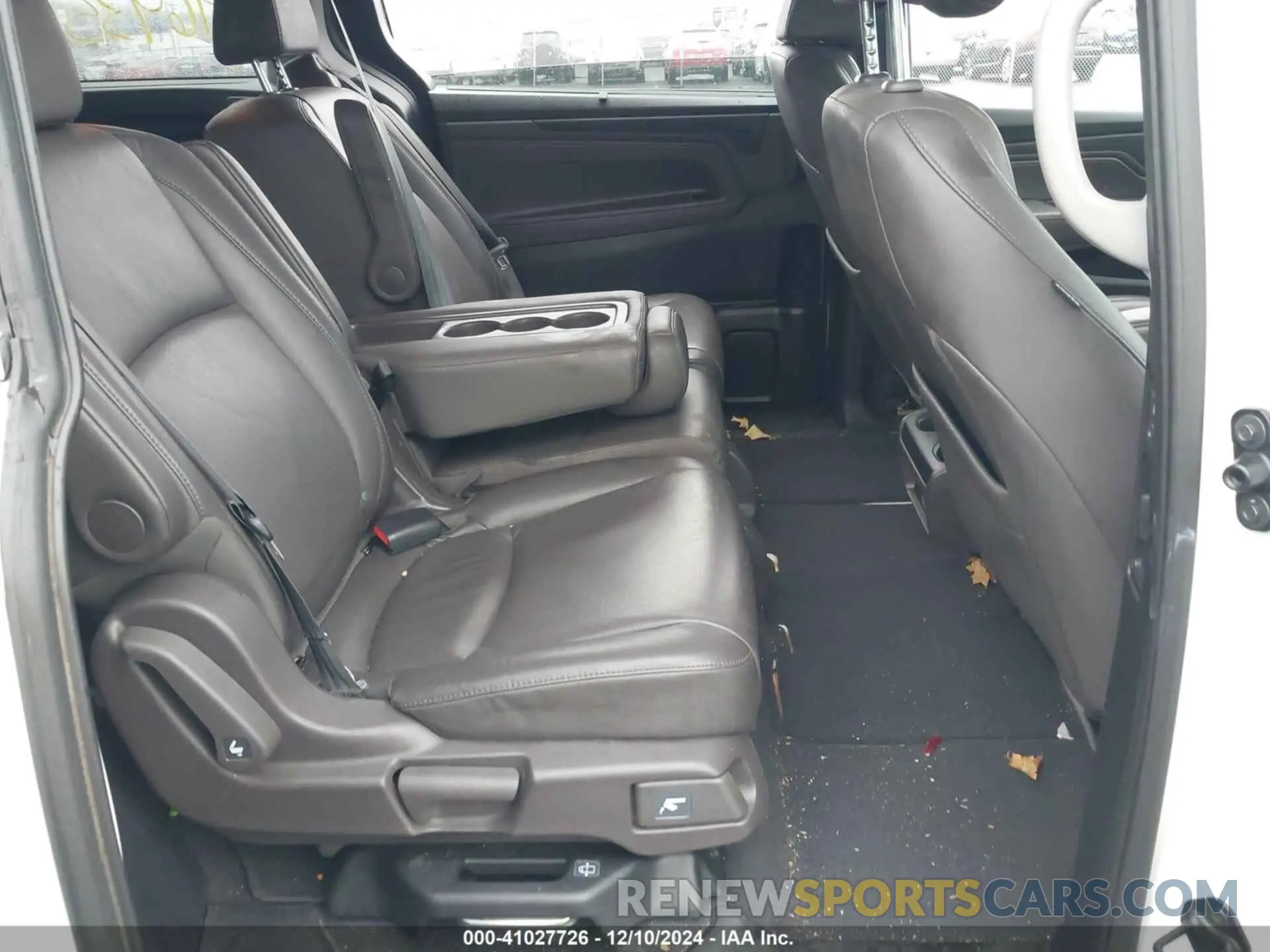 8 fotografías del automóvil dañado 5FNRL6H78LB031411 HONDA ODYSSEY 2020