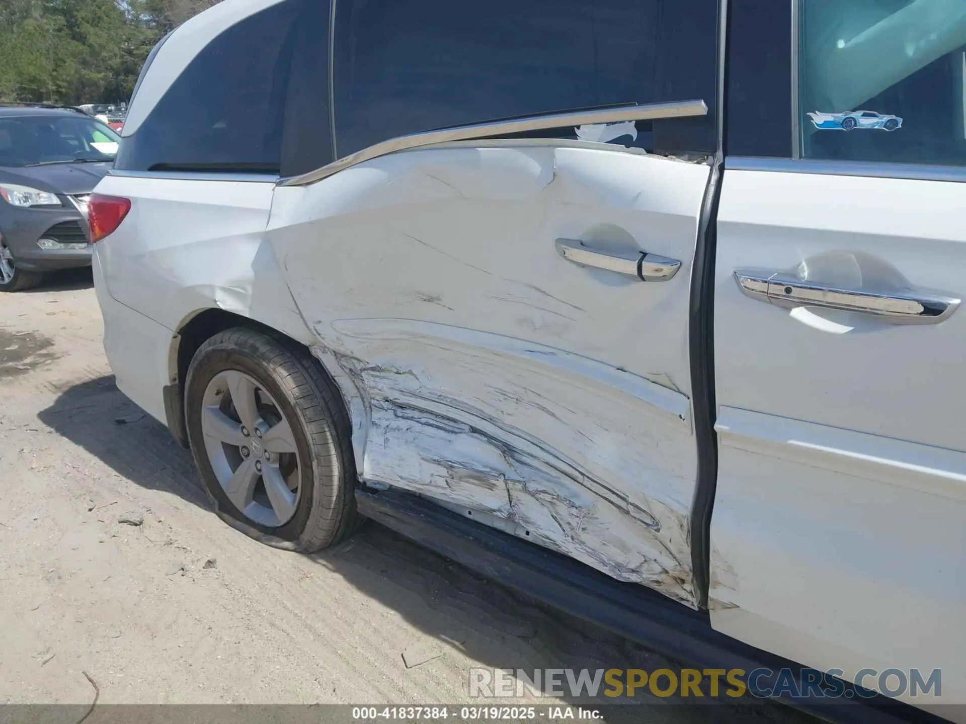 6 fotografías del automóvil dañado 5FNRL6H7XLB023567 HONDA ODYSSEY 2020