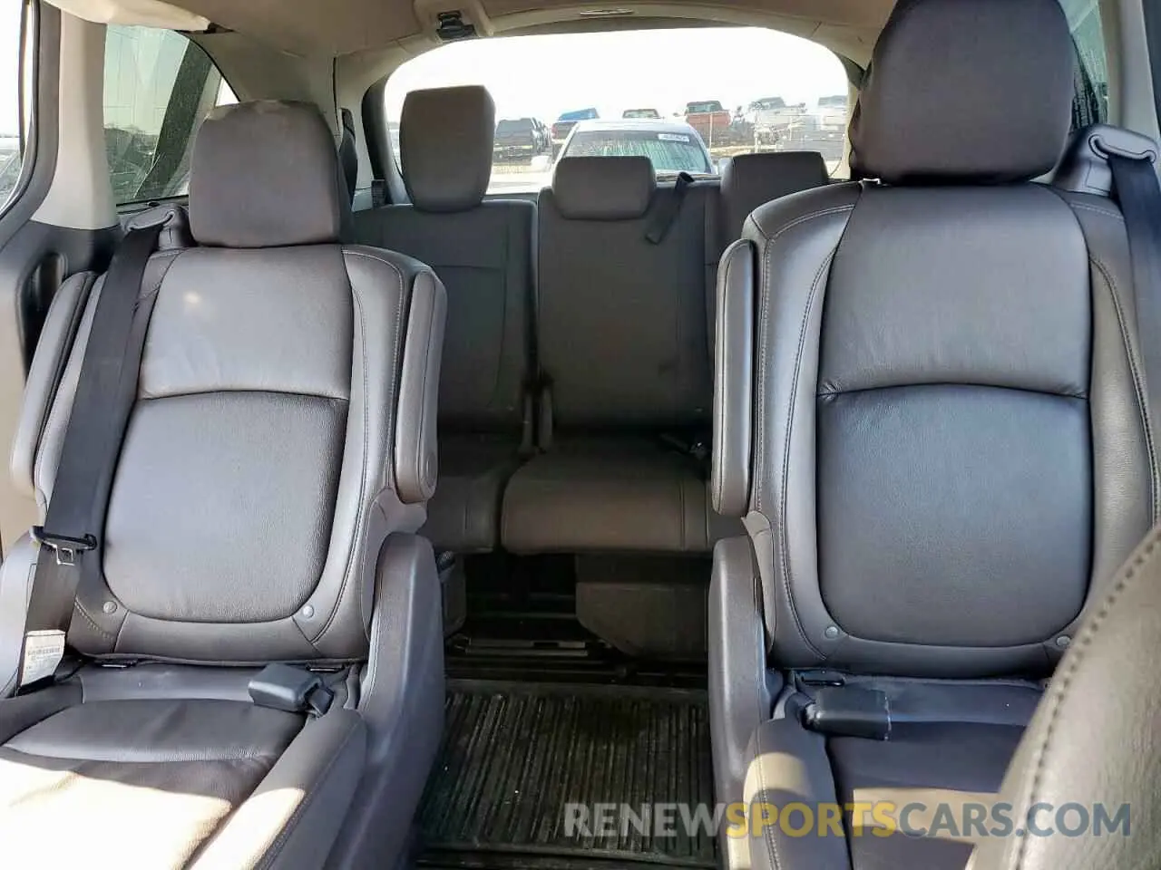 10 fotografías del automóvil dañado 5FNRL6H9XLB000033 HONDA ODYSSEY 2020