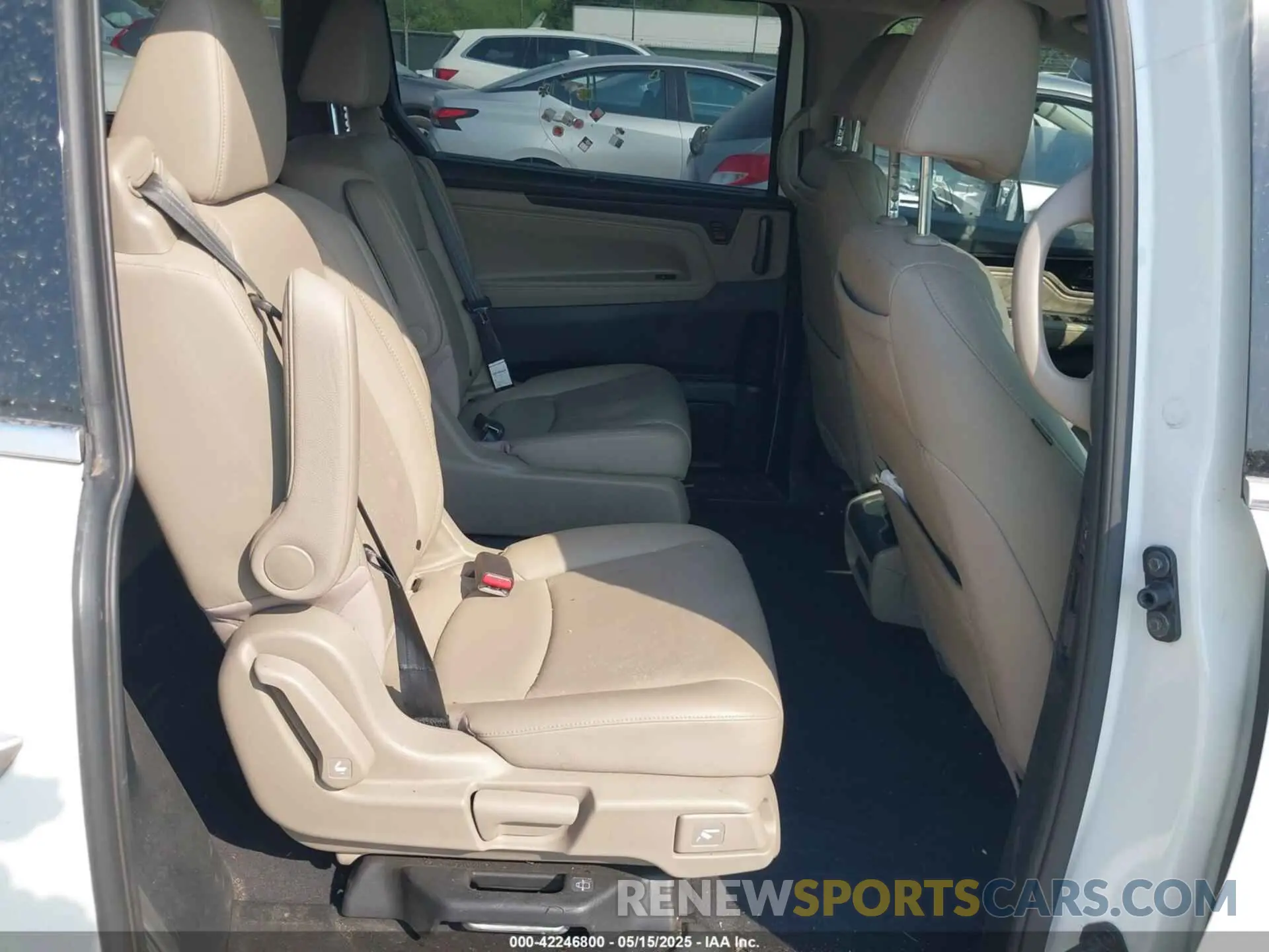 8 fotografías del automóvil dañado 5FNRL6H9XLB040967 HONDA ODYSSEY 2020