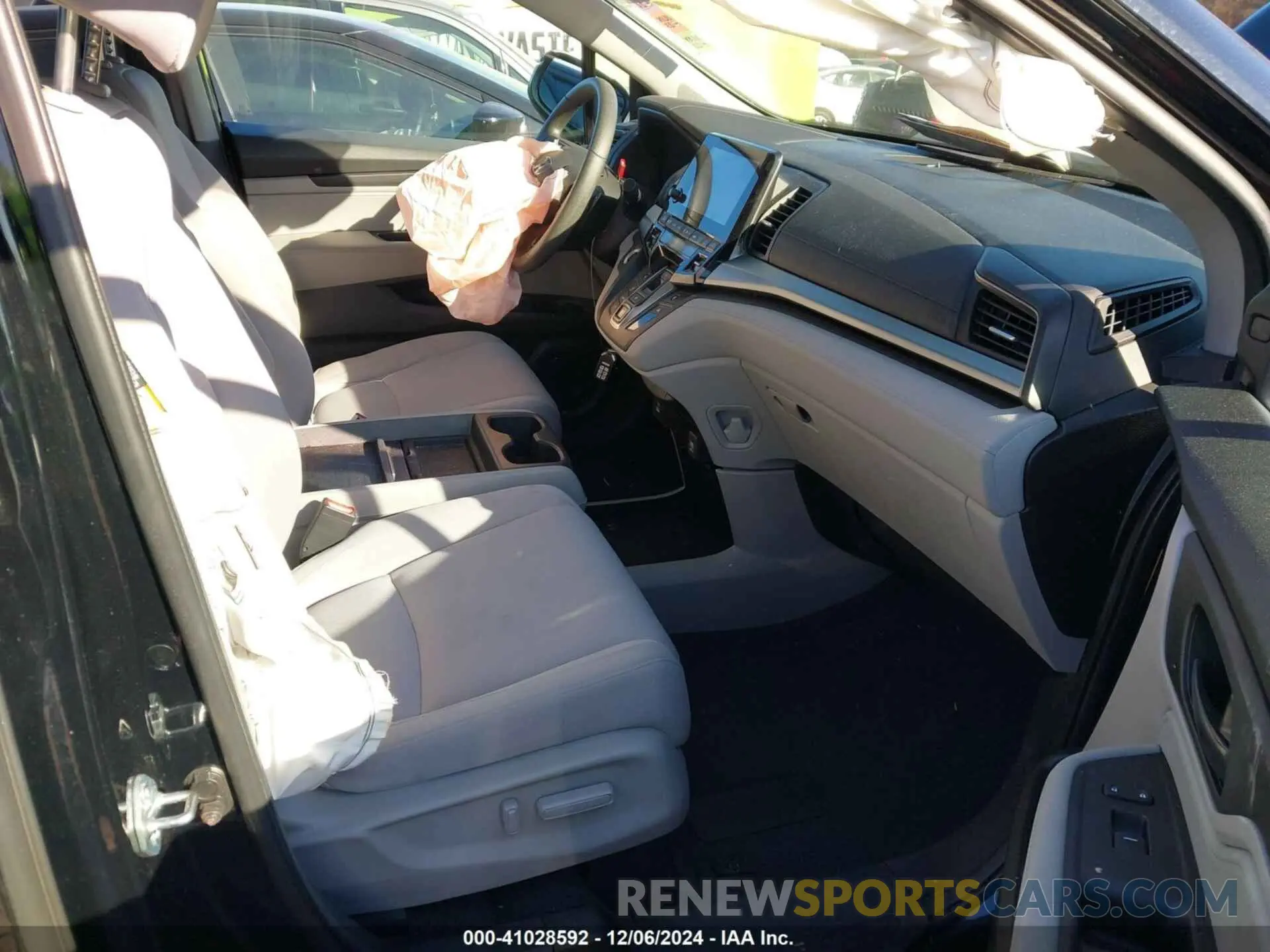 5 fotografías del automóvil dañado 5FNRL6H53MB010305 HONDA ODYSSEY 2021