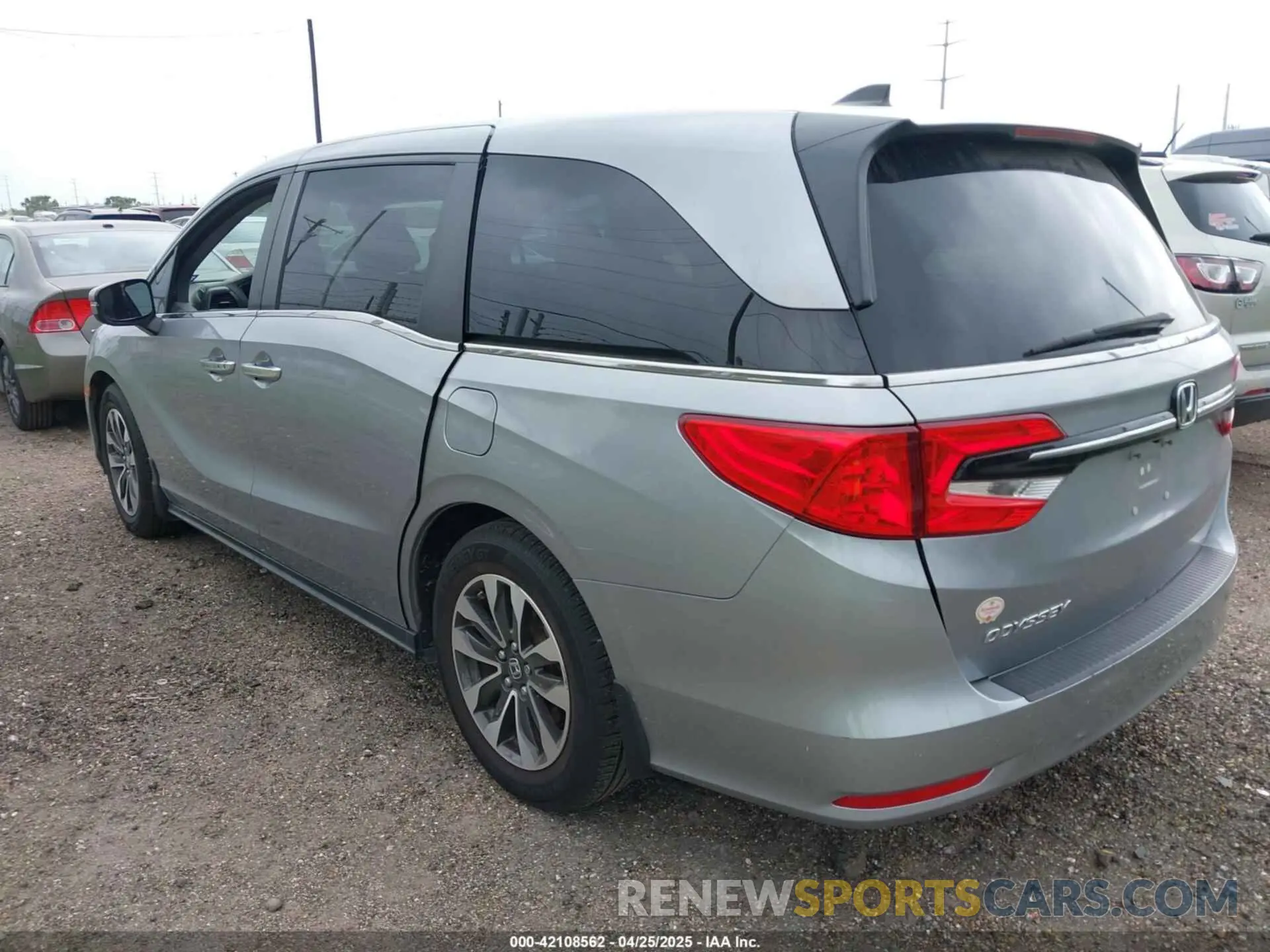 3 fotografías del automóvil dañado 5FNRL6H79MB018099 HONDA ODYSSEY 2021