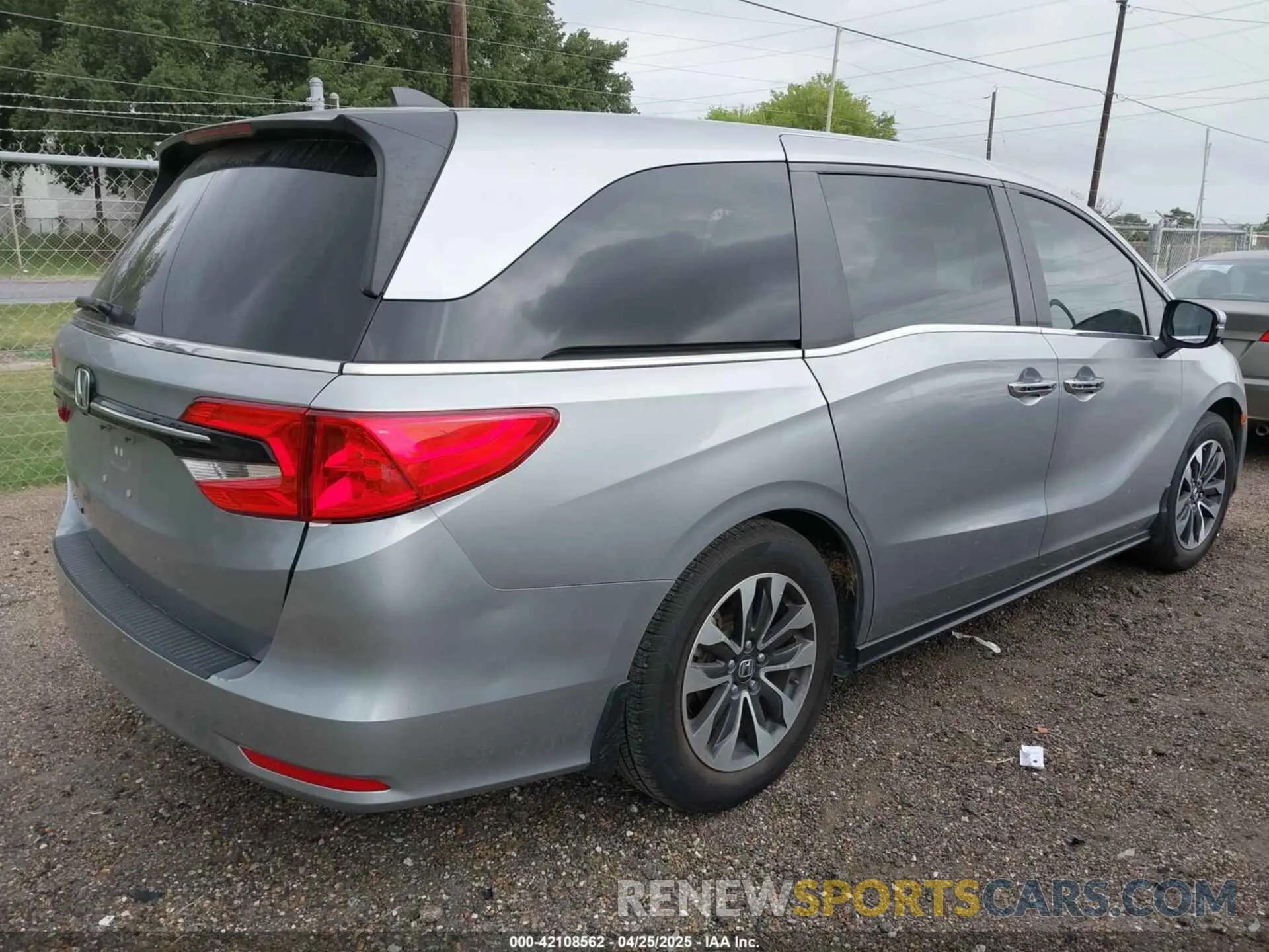 4 fotografías del automóvil dañado 5FNRL6H79MB018099 HONDA ODYSSEY 2021