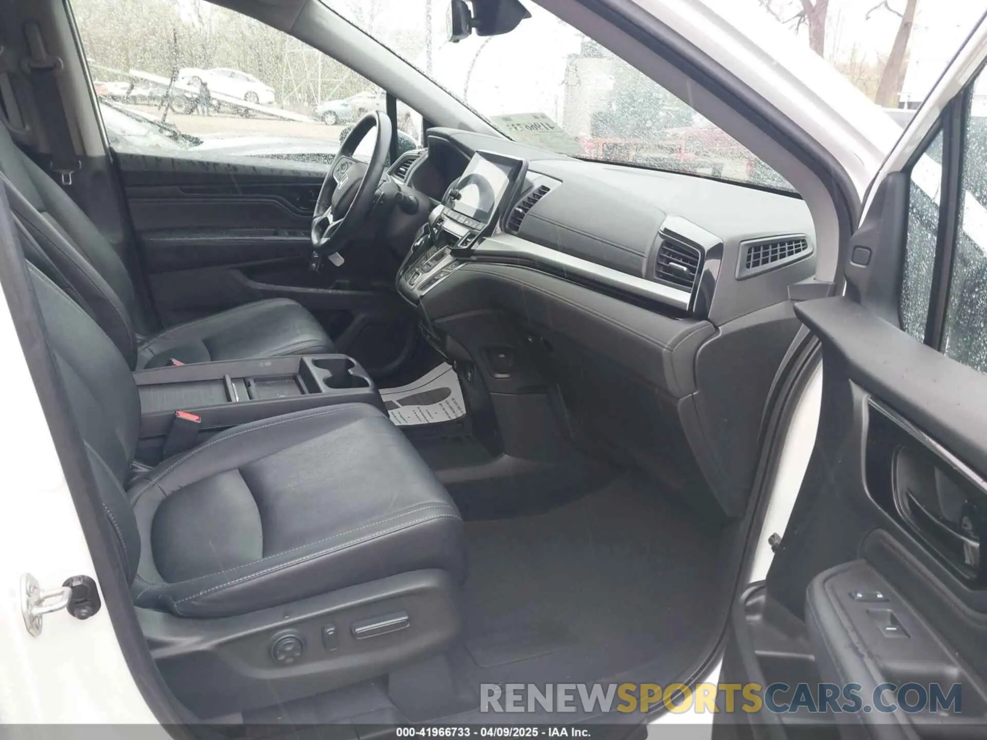 5 fotografías del automóvil dañado 5FNRL6H80MB008330 HONDA ODYSSEY 2021
