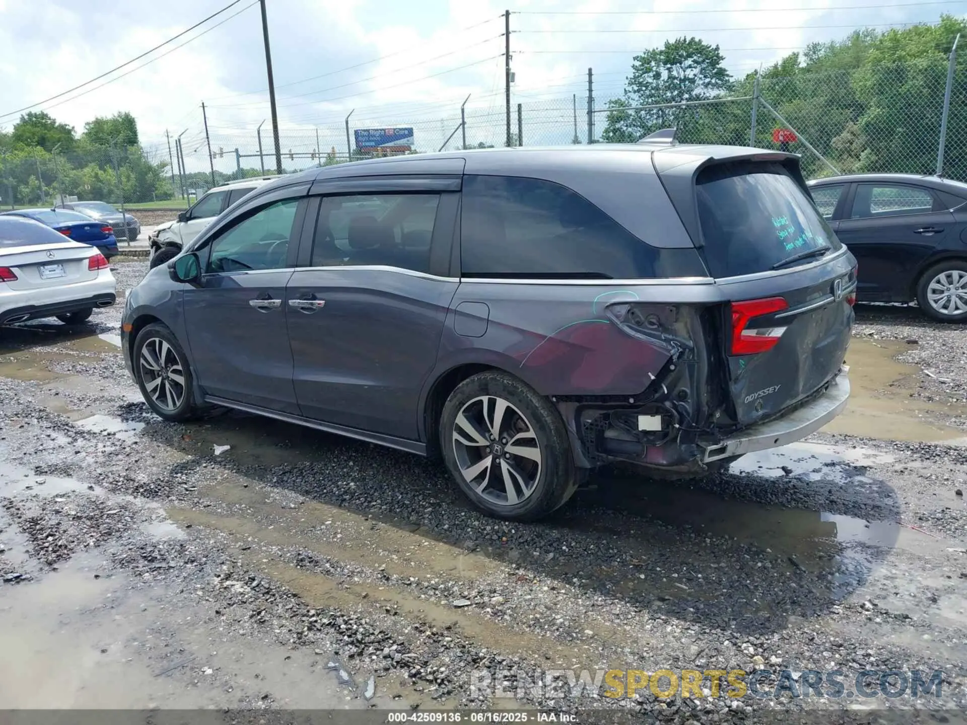 3 fotografías del automóvil dañado 5FNRL6H86MB013953 HONDA ODYSSEY 2021