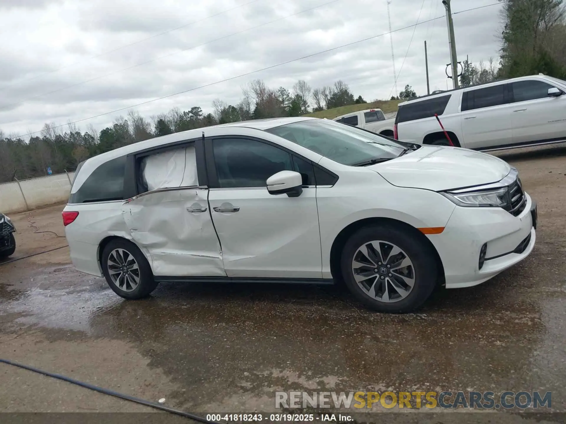 13 fotografías del automóvil dañado 5FNRL6H76NB002248 HONDA ODYSSEY 2022
