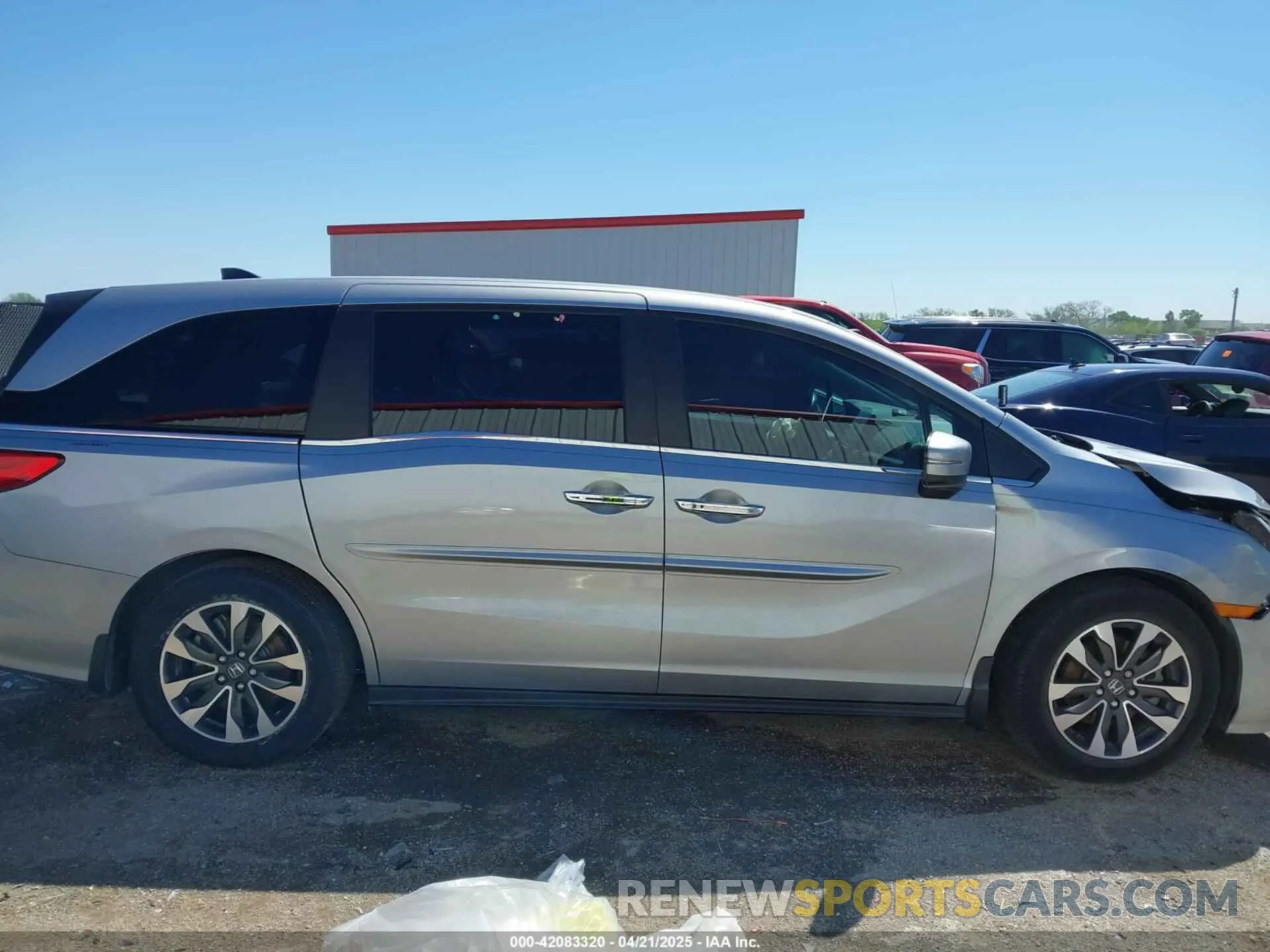 13 fotografías del automóvil dañado 5FNRL6H77NB060367 HONDA ODYSSEY 2022