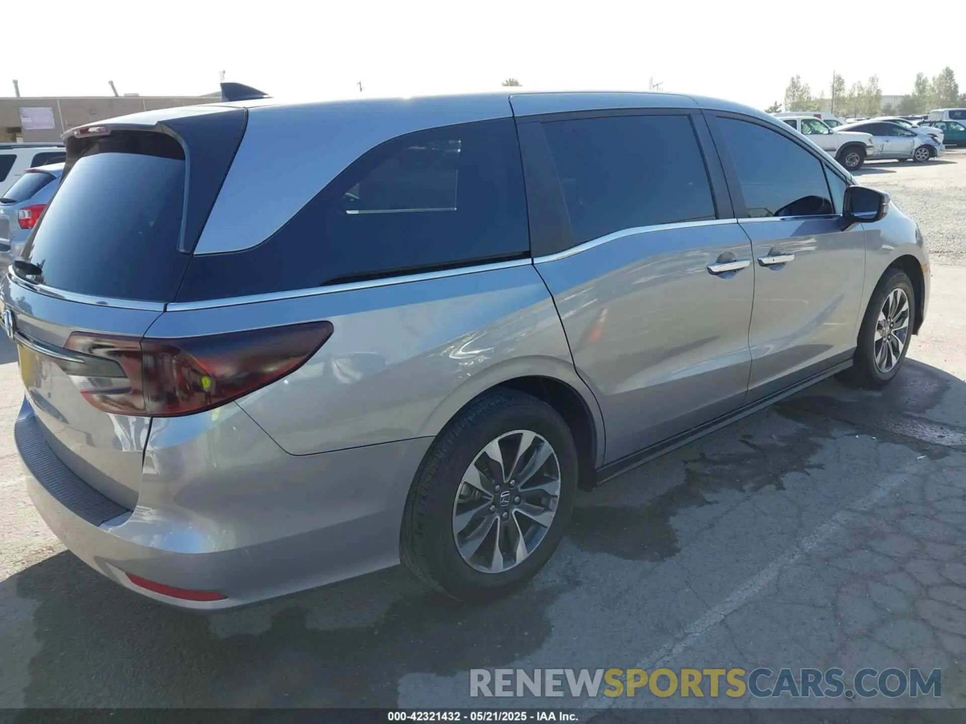 4 fotografías del automóvil dañado 5FNRL6H7XNB041733 HONDA ODYSSEY 2022