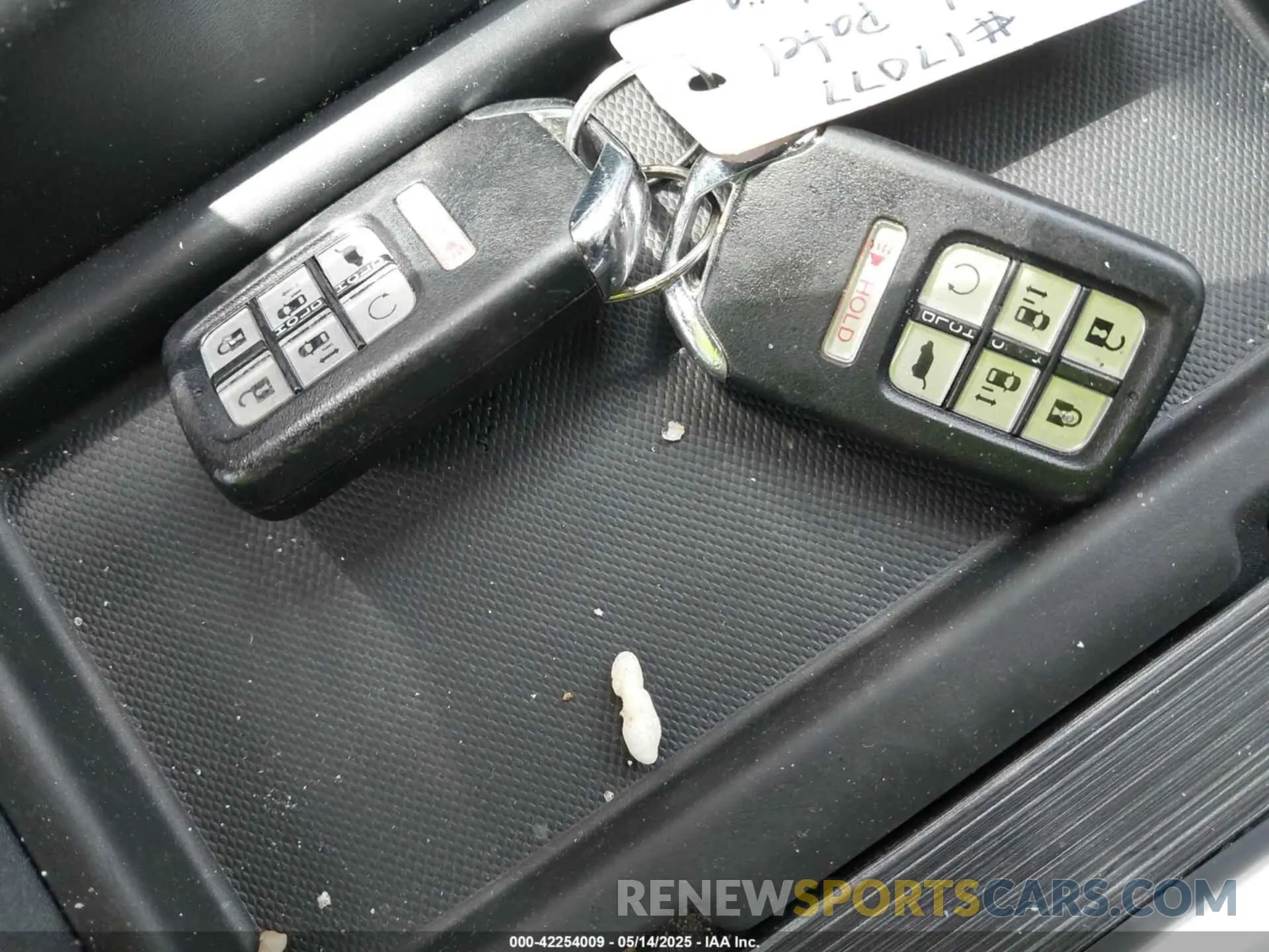 11 fotografías del automóvil dañado 5FNRL6H86NB004865 HONDA ODYSSEY 2022