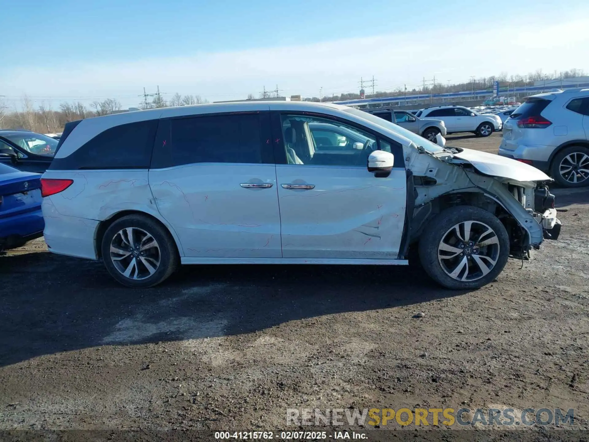 13 fotografías del automóvil dañado 5FNRL6H89NB056409 HONDA ODYSSEY 2022