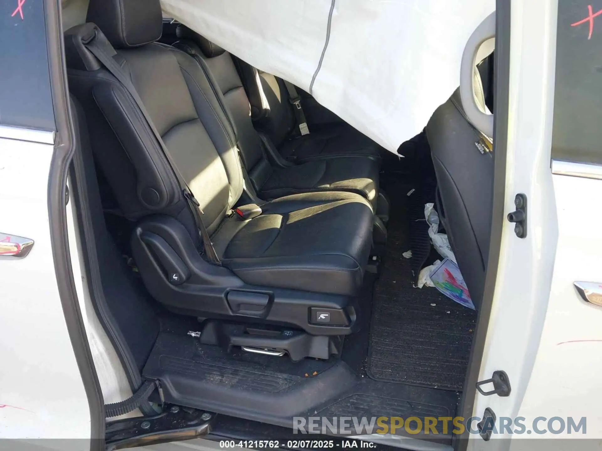 8 fotografías del automóvil dañado 5FNRL6H89NB056409 HONDA ODYSSEY 2022