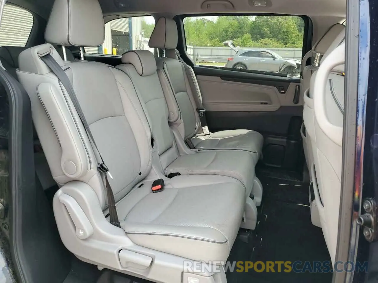 11 fotografías del automóvil dañado 5FNRL6H94NB051949 HONDA ODYSSEY 2022