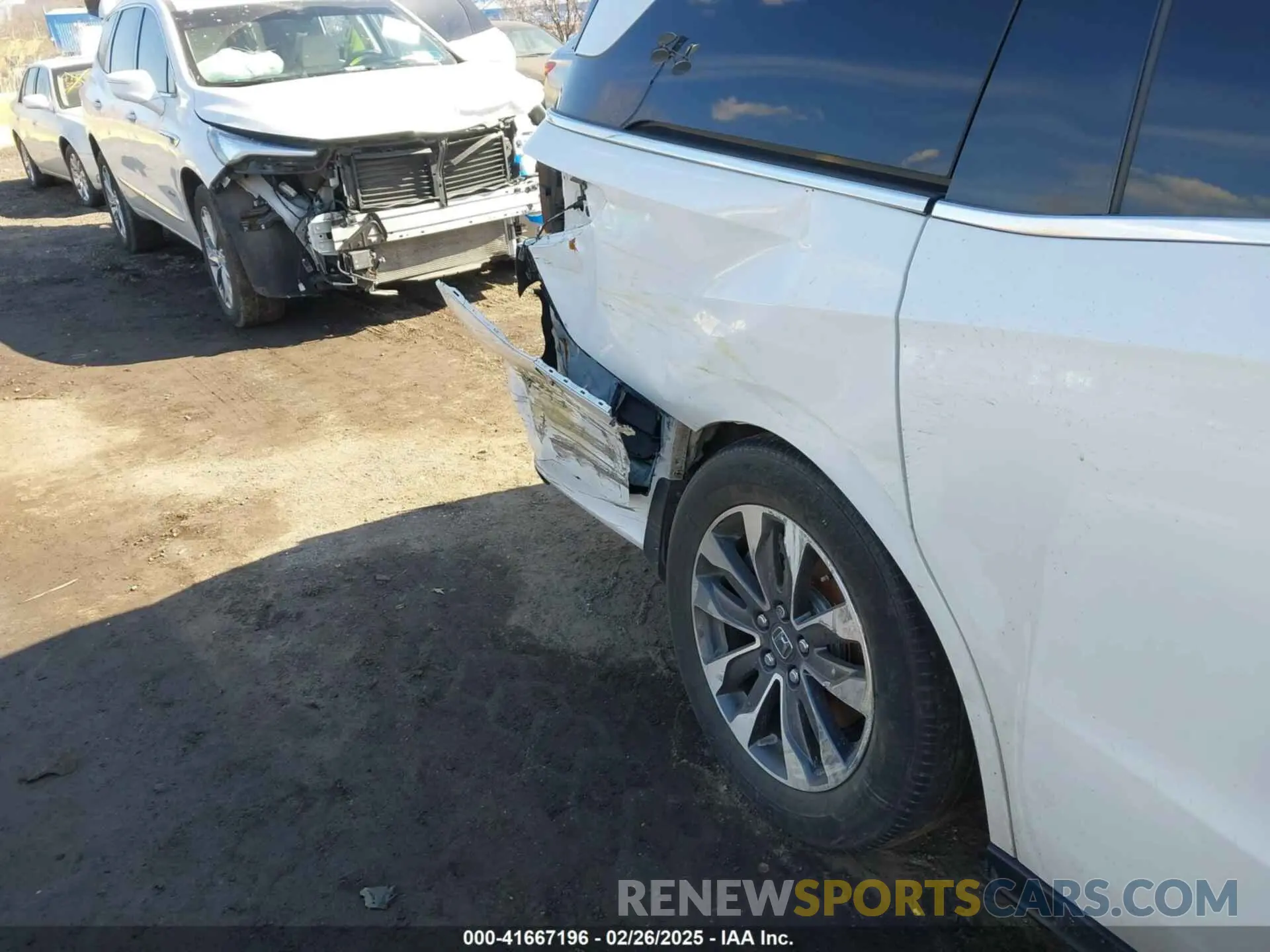 19 fotografías del automóvil dañado 5FNRL6H60PB056011 HONDA ODYSSEY 2023