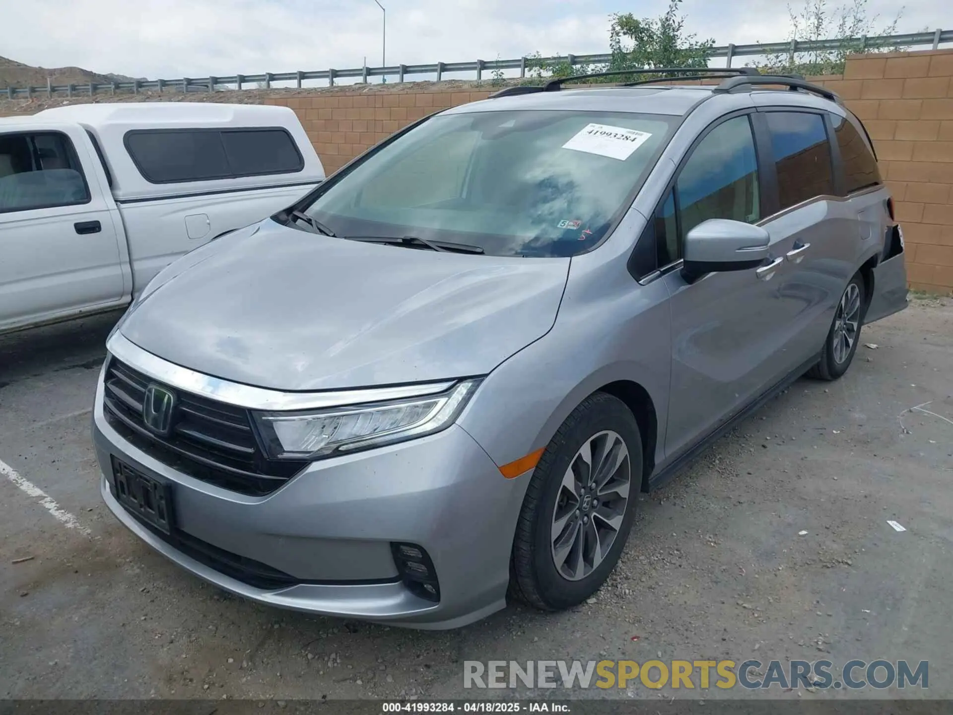 2 fotografías del automóvil dañado 5FNRL6H64PB061373 HONDA ODYSSEY 2023