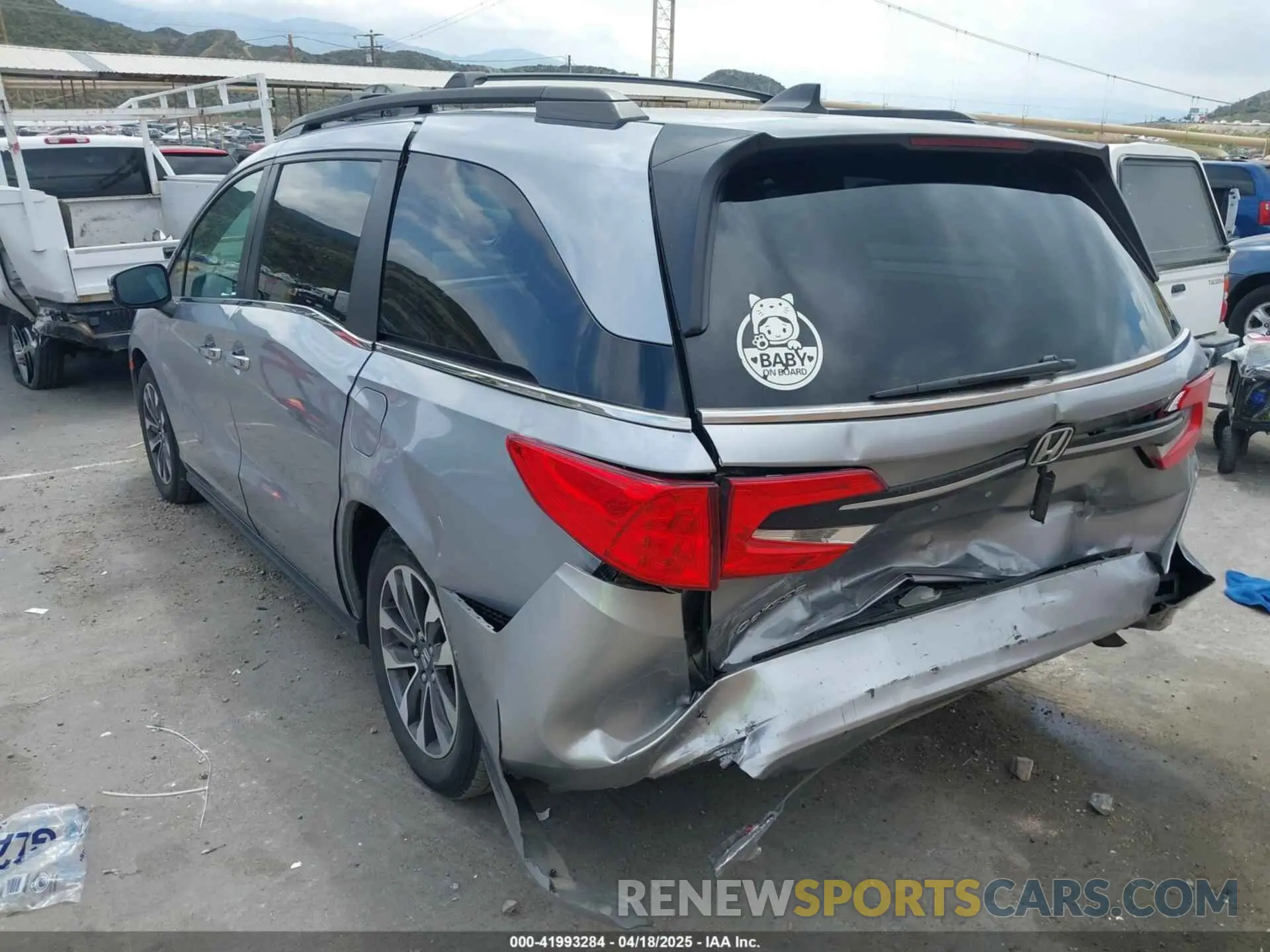 3 fotografías del automóvil dañado 5FNRL6H64PB061373 HONDA ODYSSEY 2023