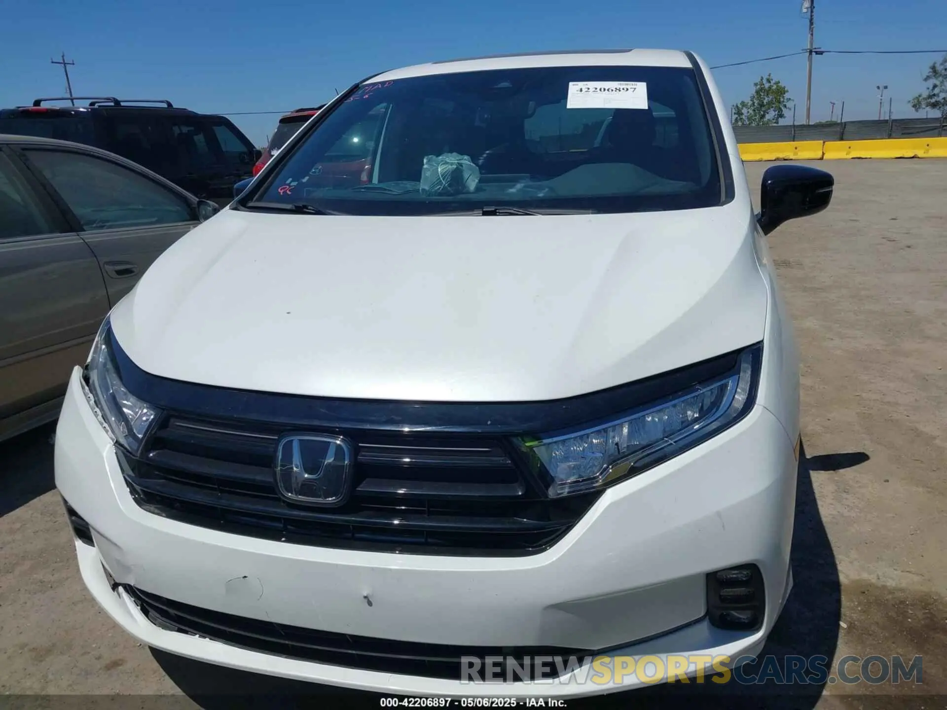 12 fotografías del automóvil dañado 5FNRL6H74PB070034 HONDA ODYSSEY 2023