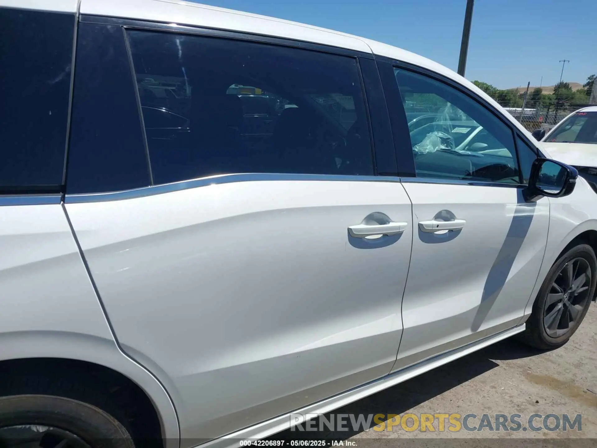 13 fotografías del automóvil dañado 5FNRL6H74PB070034 HONDA ODYSSEY 2023
