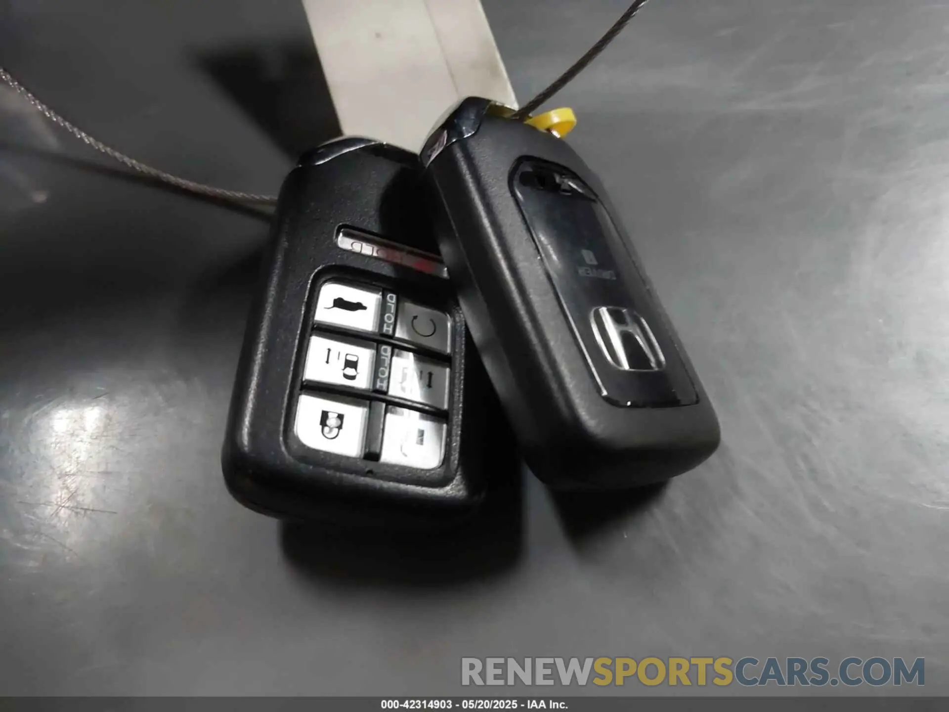 11 fotografías del automóvil dañado 5FNRL6H80PB037525 HONDA ODYSSEY 2023