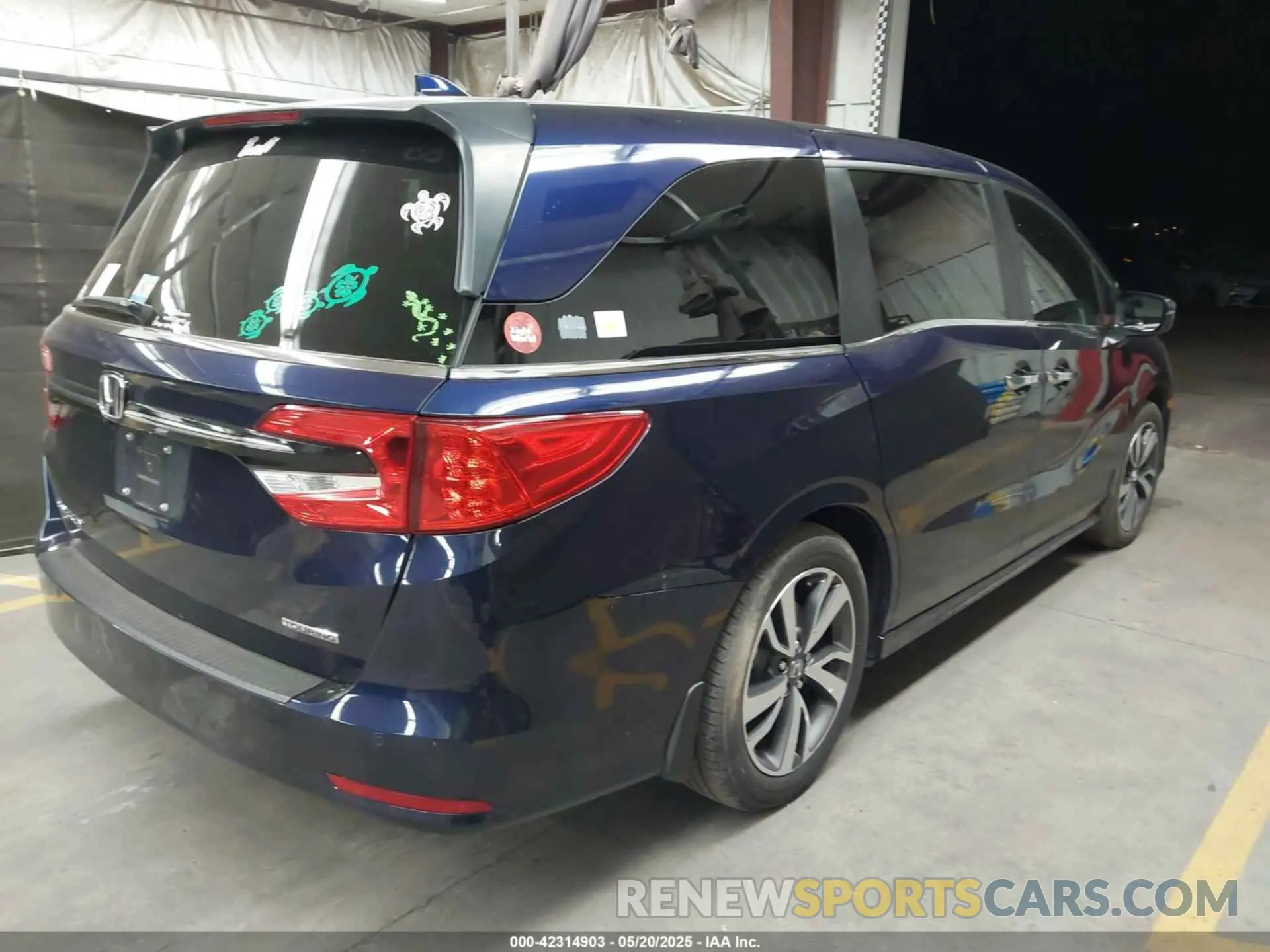 4 fotografías del automóvil dañado 5FNRL6H80PB037525 HONDA ODYSSEY 2023