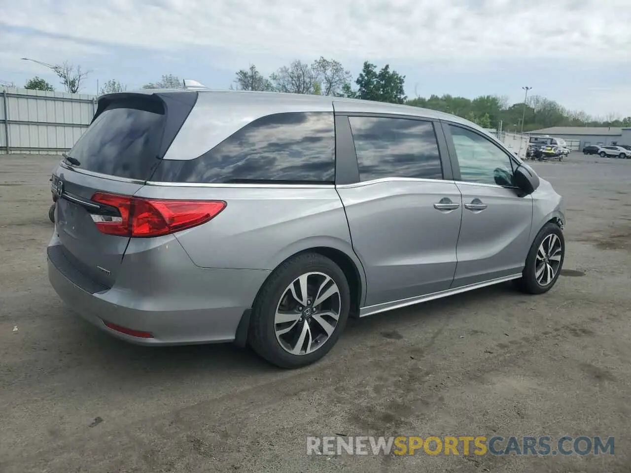 3 fotografías del automóvil dañado 5FNRL6H82PB037364 HONDA ODYSSEY 2023
