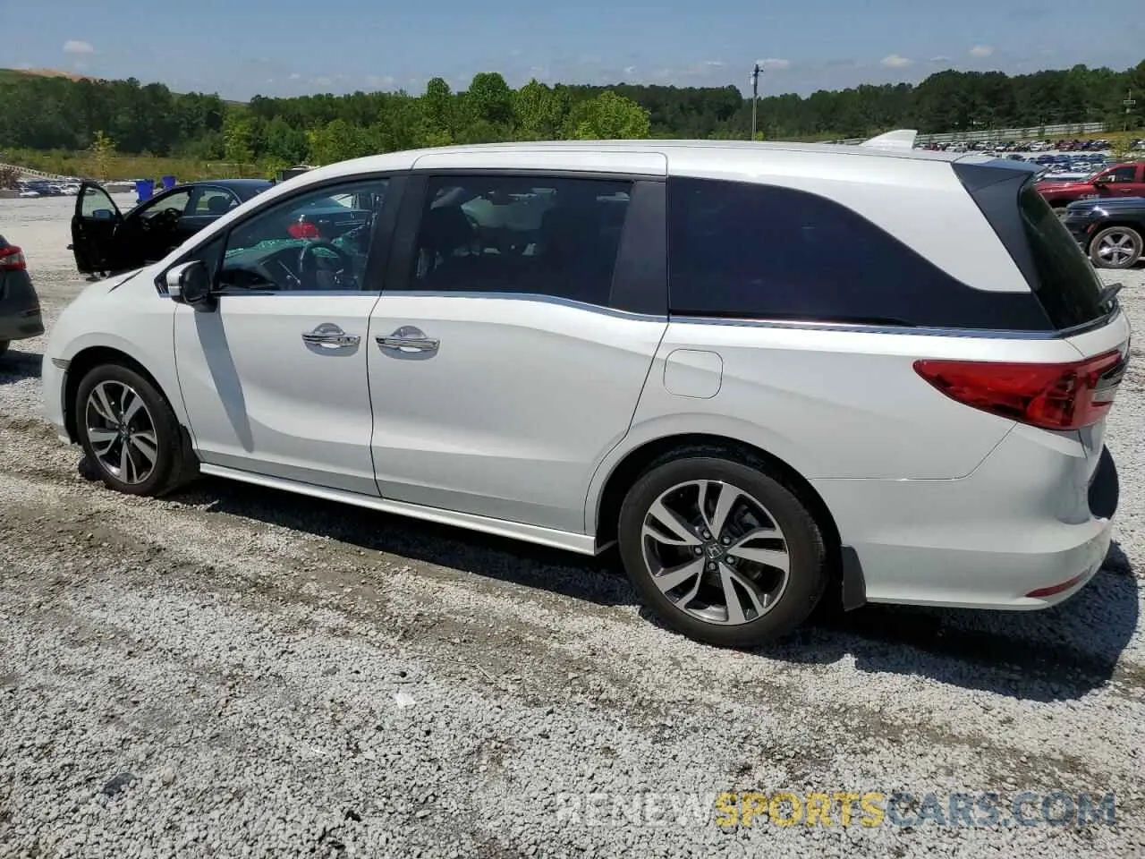 2 fotografías del automóvil dañado 5FNRL6H84PB071841 HONDA ODYSSEY 2023