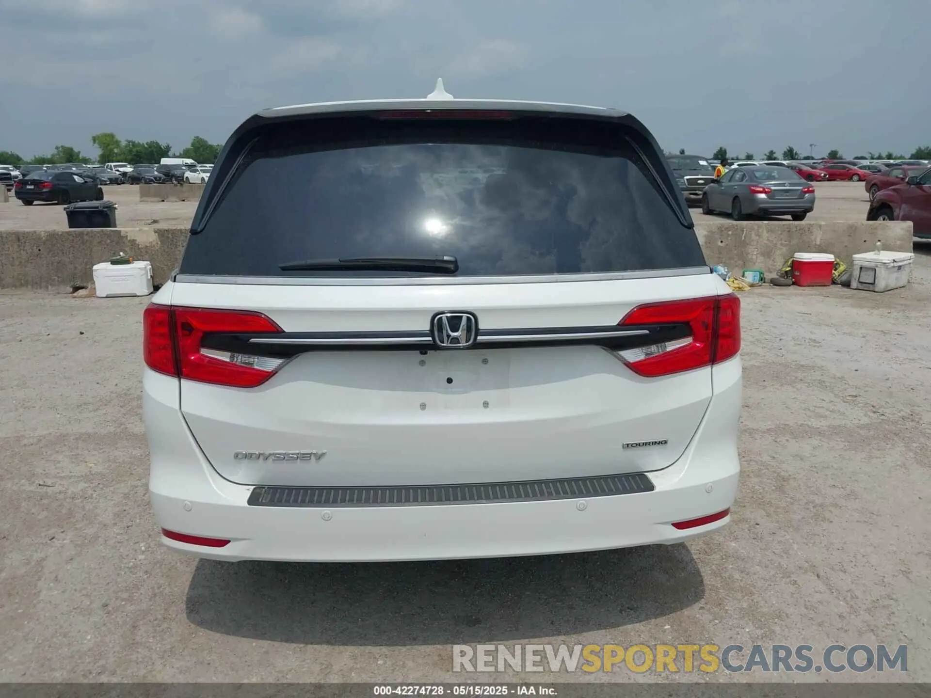 16 fotografías del automóvil dañado 5FNRL6H86PB038100 HONDA ODYSSEY 2023