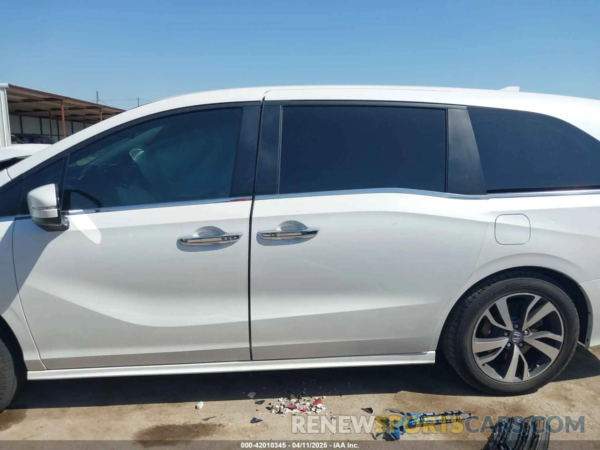 15 fotografías del automóvil dañado 5FNRL6H87PB055603 HONDA ODYSSEY 2023