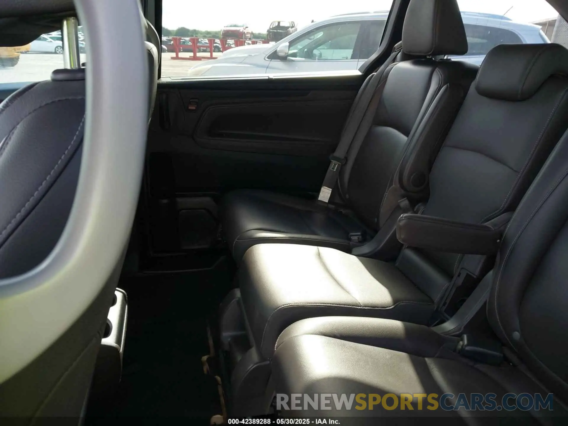 8 fotografías del automóvil dañado 5FNRL6H64RB012970 HONDA ODYSSEY 2024