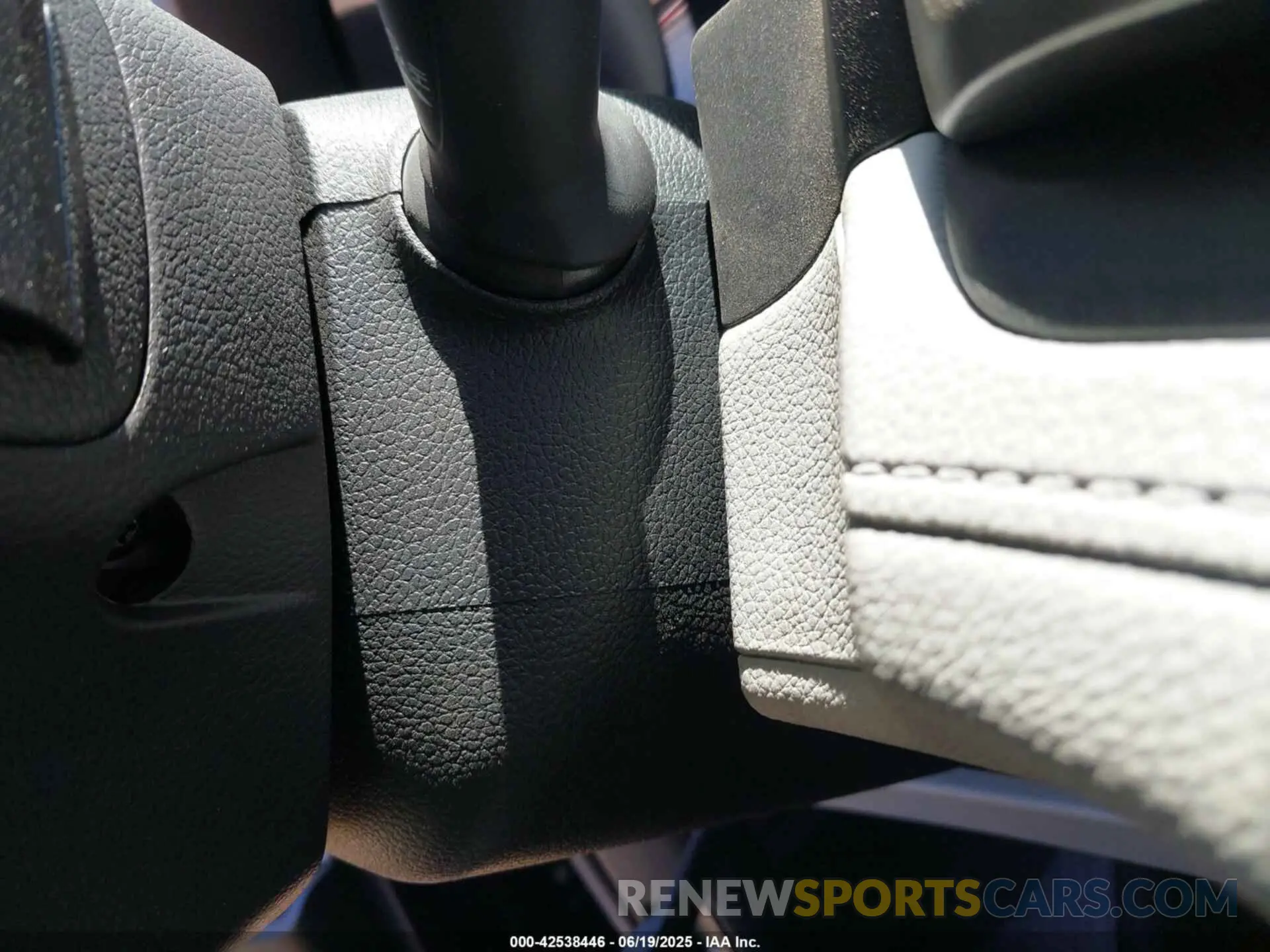 11 fotografías del automóvil dañado 5FNRL6H65RB066746 HONDA ODYSSEY 2024