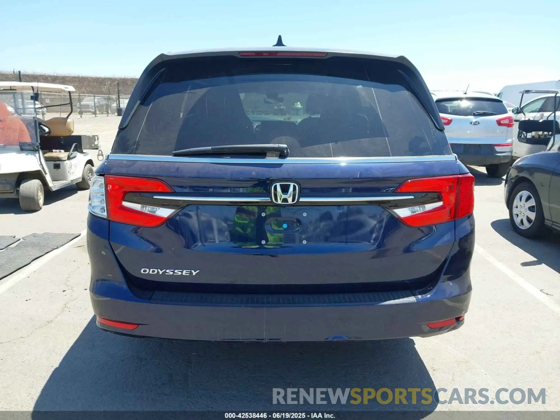 17 fotografías del automóvil dañado 5FNRL6H65RB066746 HONDA ODYSSEY 2024