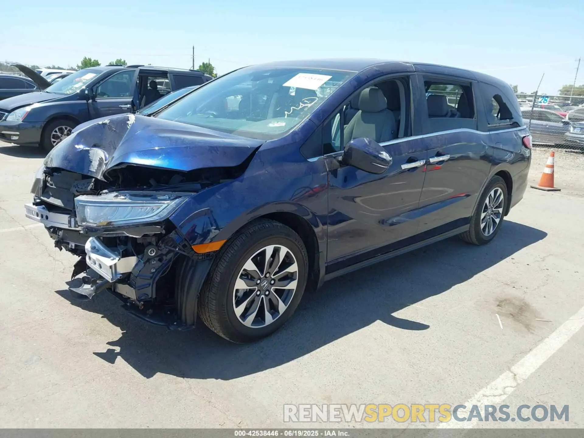 2 fotografías del automóvil dañado 5FNRL6H65RB066746 HONDA ODYSSEY 2024