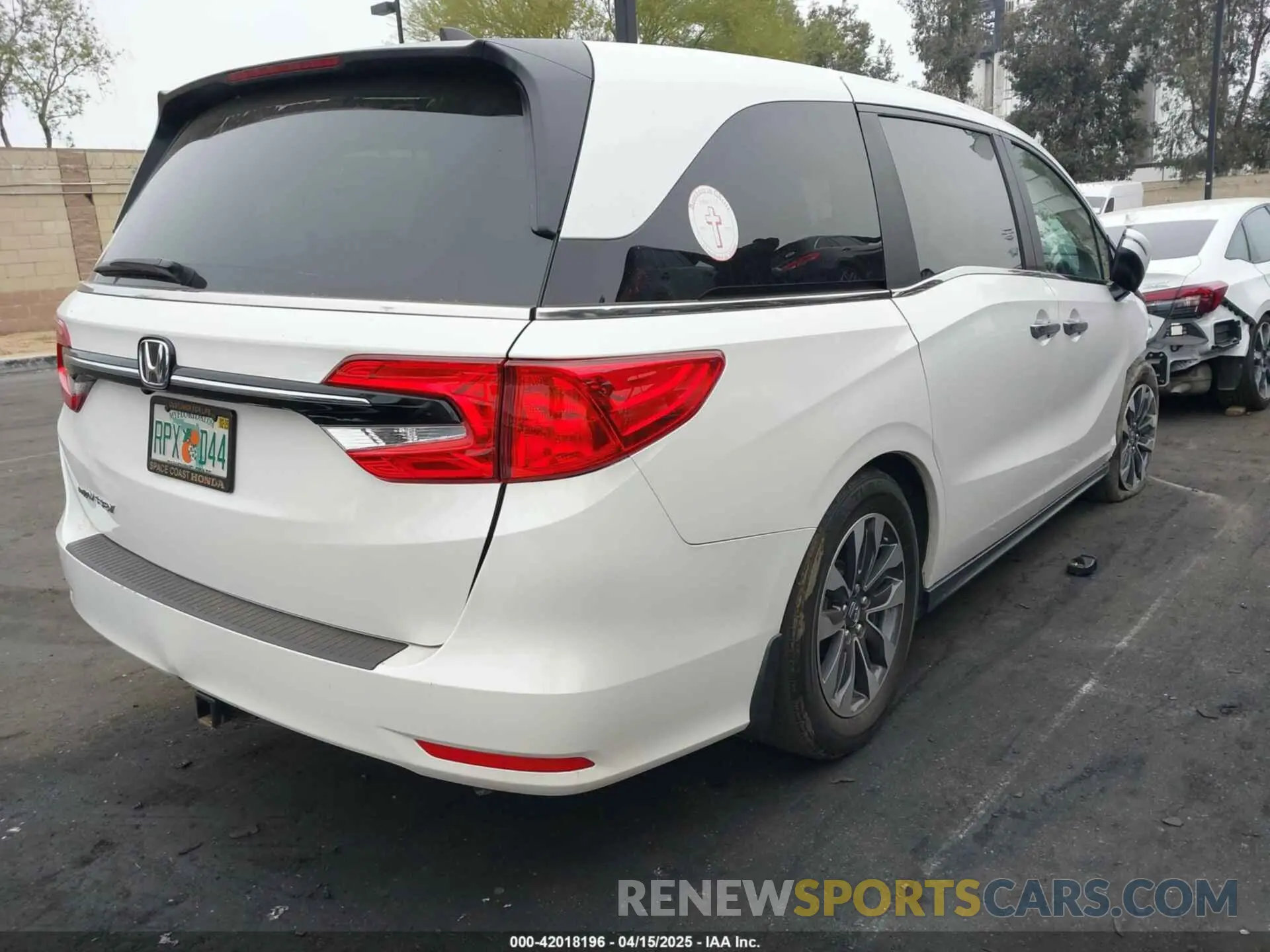 4 fotografías del automóvil dañado 5FNRL6H67RB068398 HONDA ODYSSEY 2024