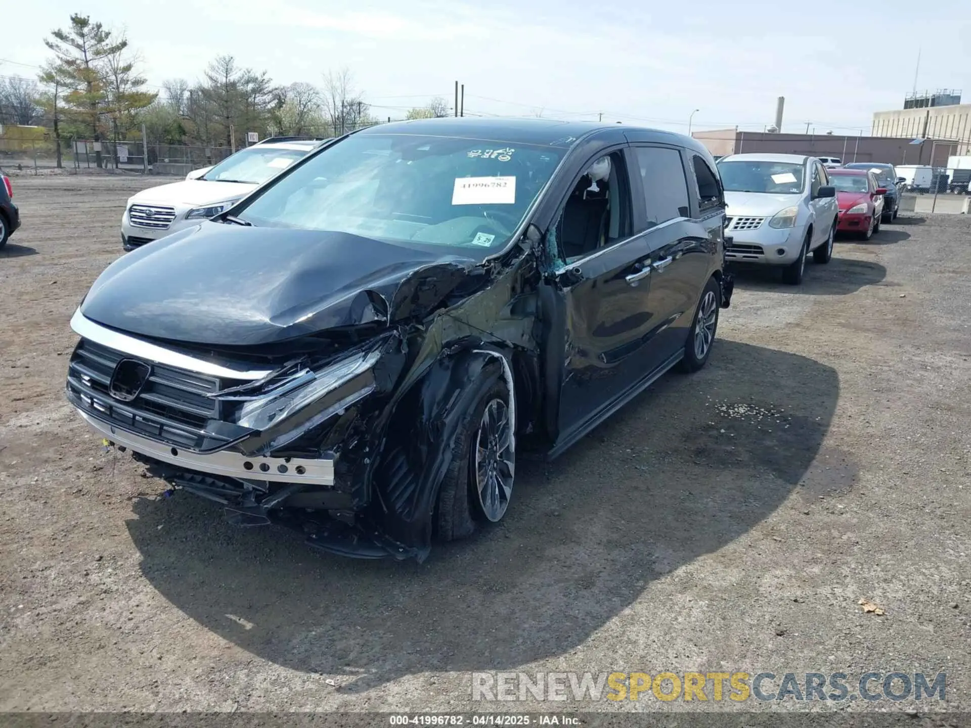 2 fotografías del automóvil dañado 5FNRL6H68RB061136 HONDA ODYSSEY 2024