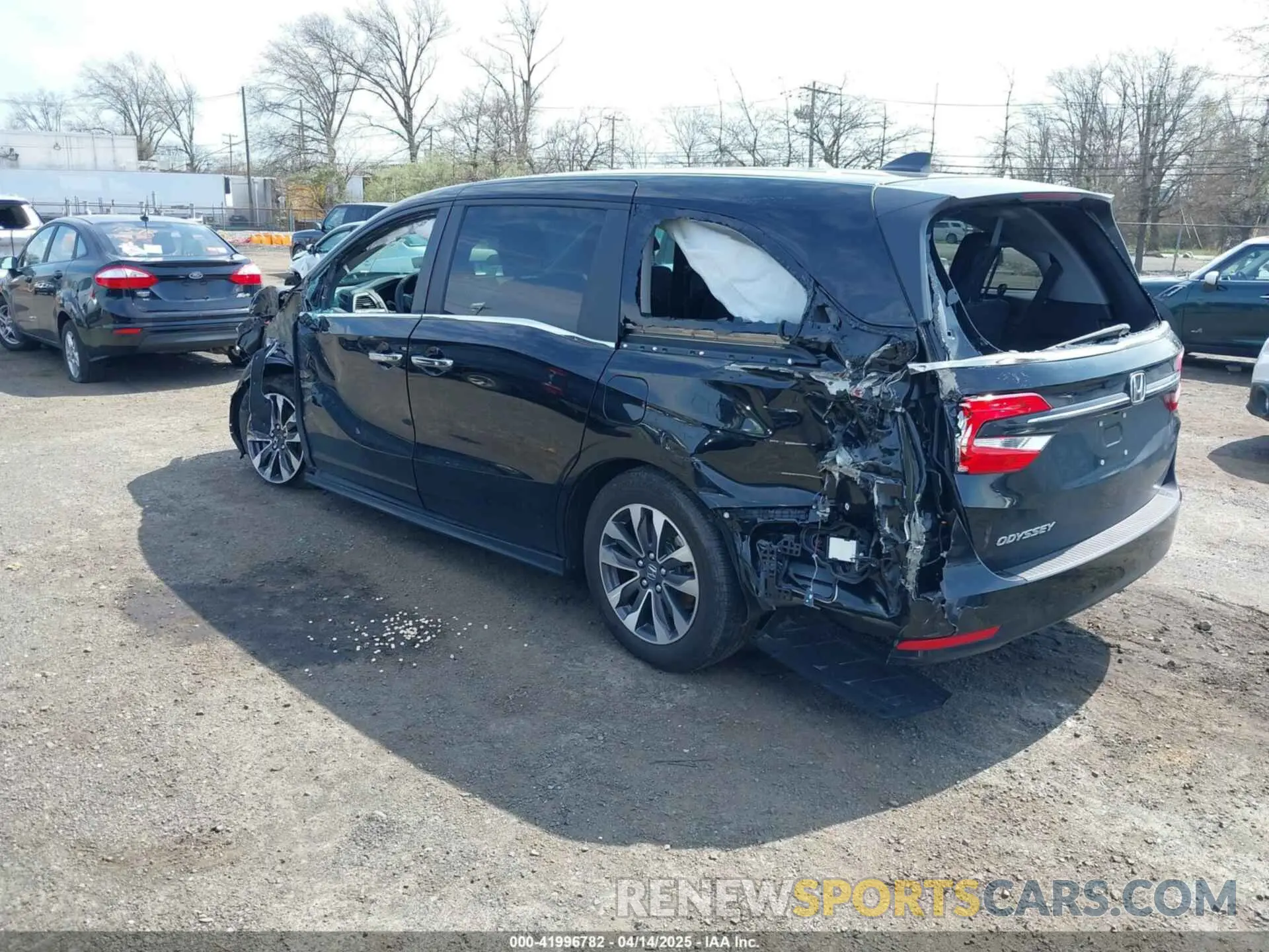 3 fotografías del automóvil dañado 5FNRL6H68RB061136 HONDA ODYSSEY 2024