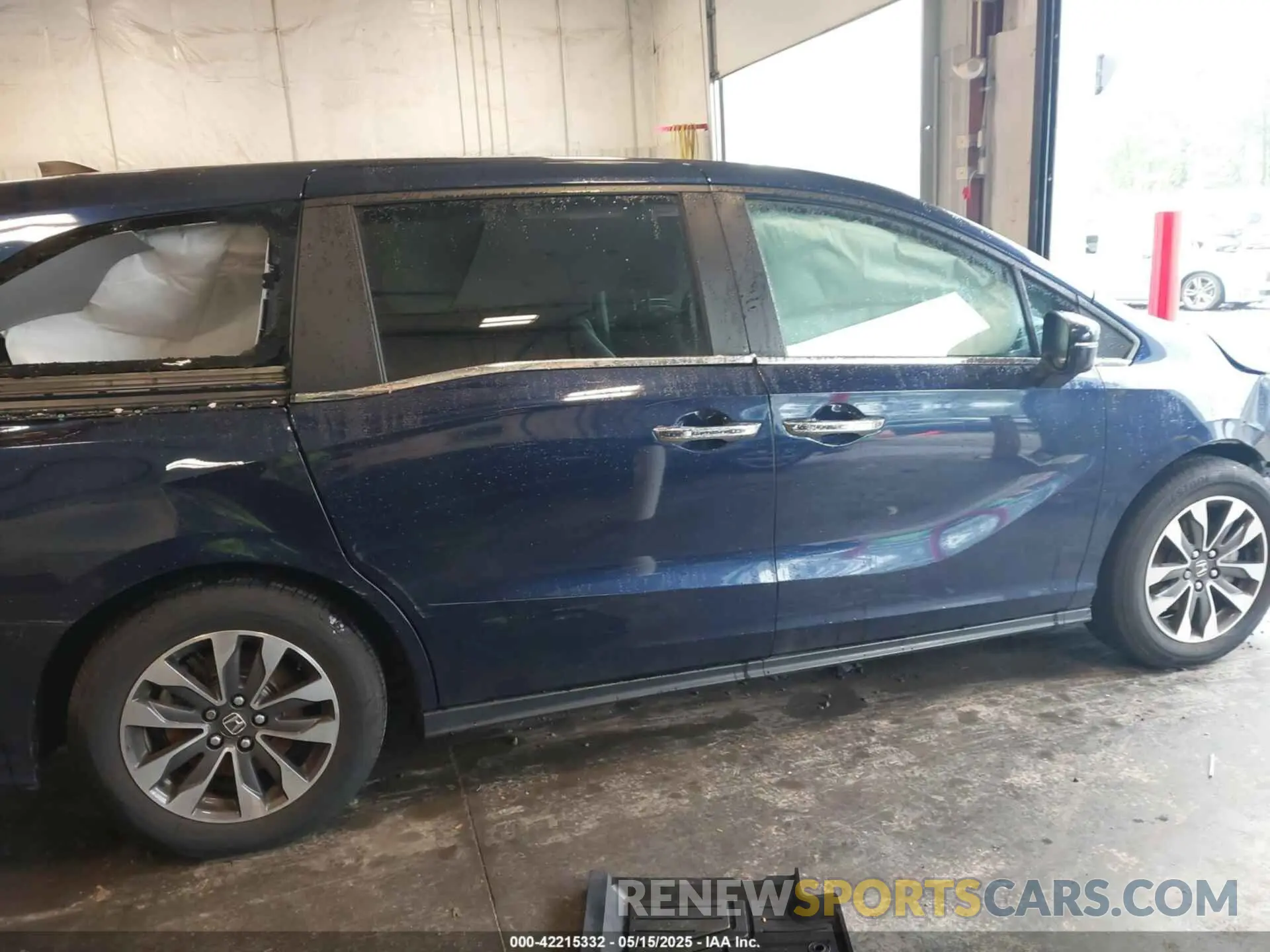 13 fotografías del automóvil dañado 5FNRL6H6XRB067584 HONDA ODYSSEY 2024