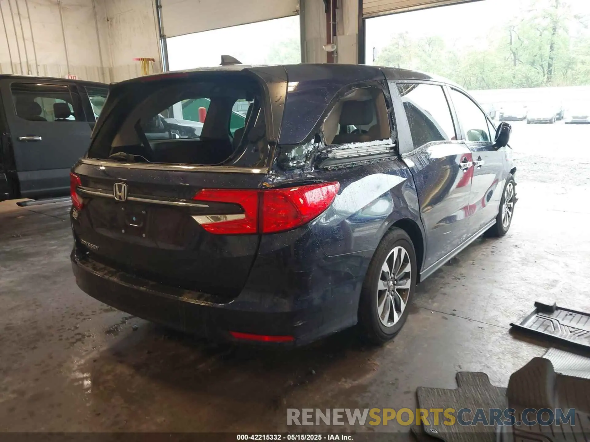 4 fotografías del automóvil dañado 5FNRL6H6XRB067584 HONDA ODYSSEY 2024