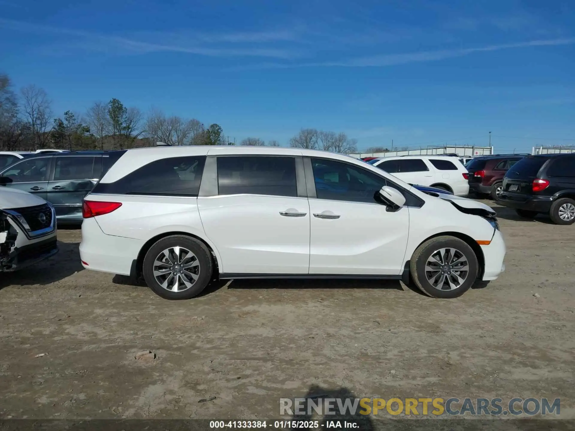 14 fotografías del automóvil dañado 5FNRL6H6XRB070789 HONDA ODYSSEY 2024