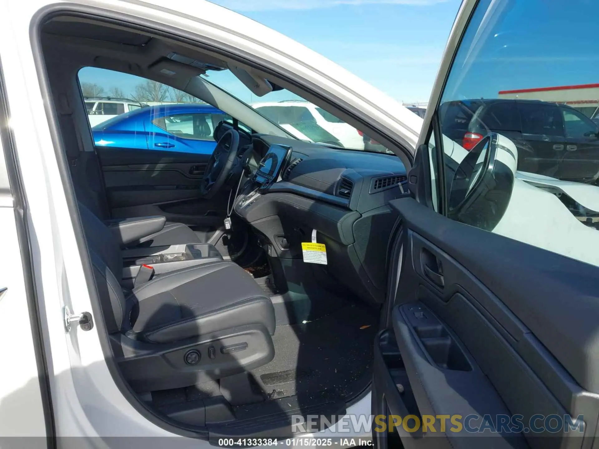 5 fotografías del automóvil dañado 5FNRL6H6XRB070789 HONDA ODYSSEY 2024